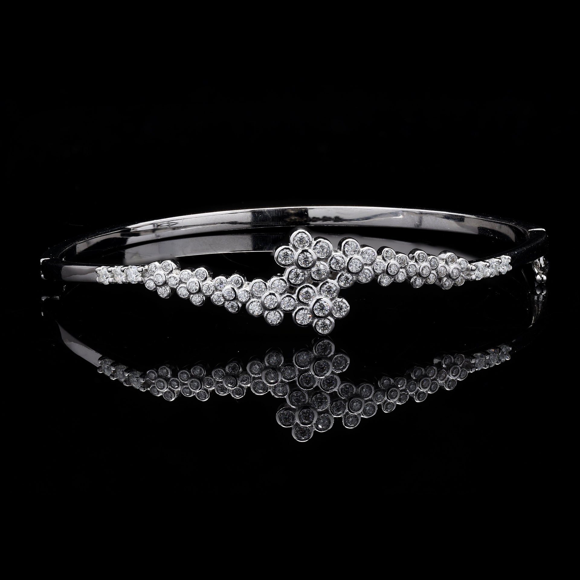 Flower Shaped Moissanite Bracelet kada in 925 Silver