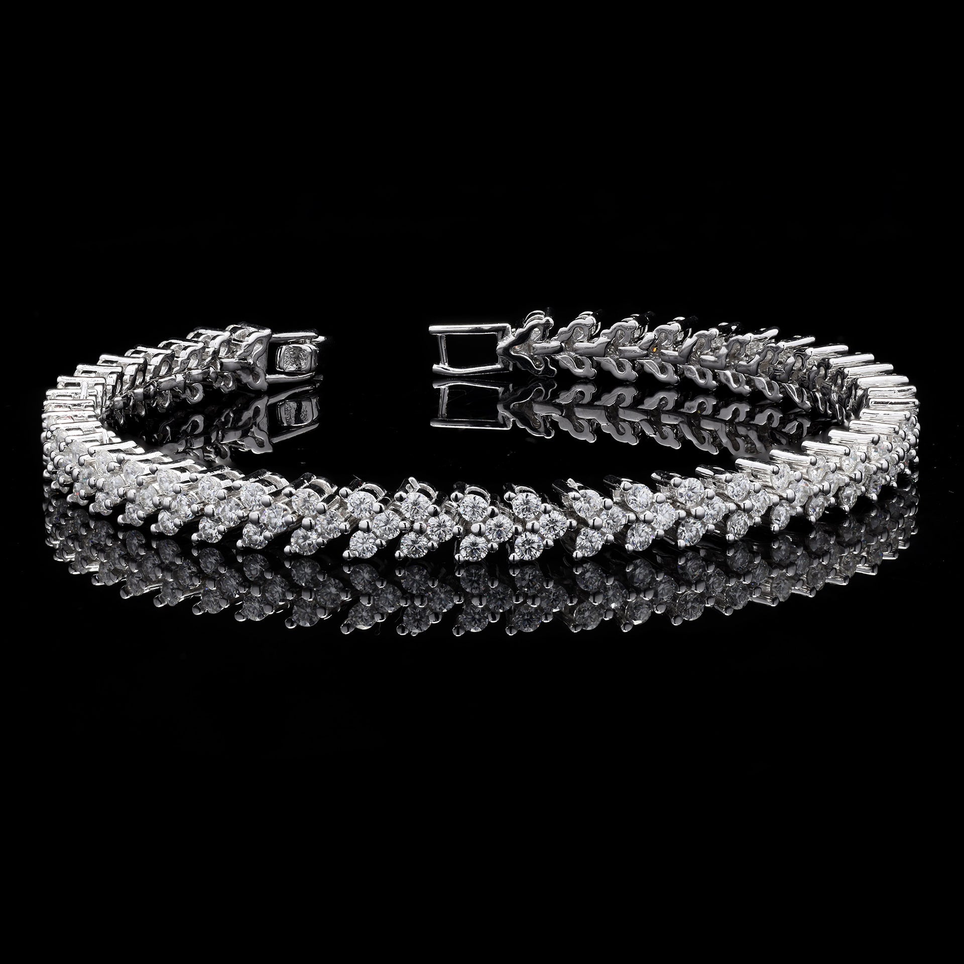 Illusion Tennis Moissanite Bracelet in 925 Silver, perfect for every occasion
