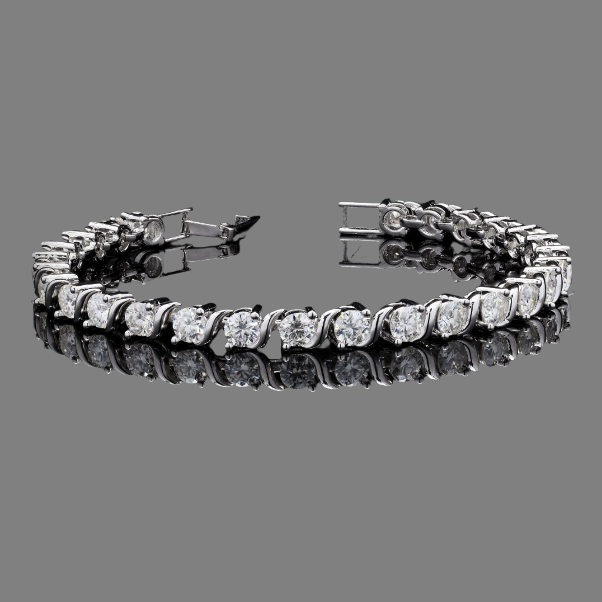 Eternity Moissanite Bracelet in 925 Silver with Moissanite Diamond