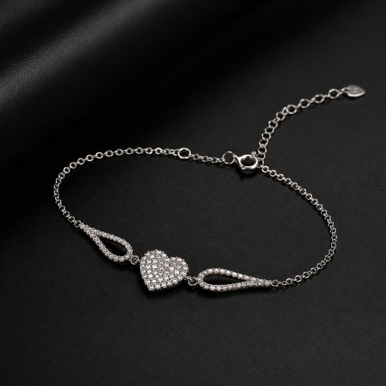 Luxe Heart Adjustable Bracelet in Sterling Silver with Moissanite