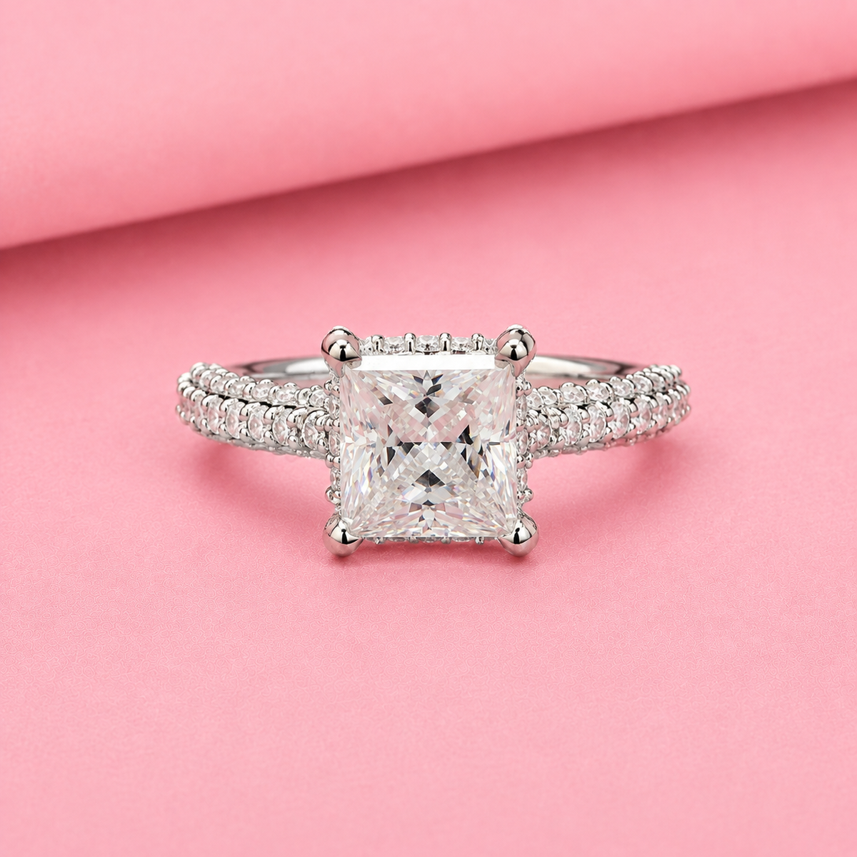 Princess & Round cut Ring with Moissanite in Sterling Silver