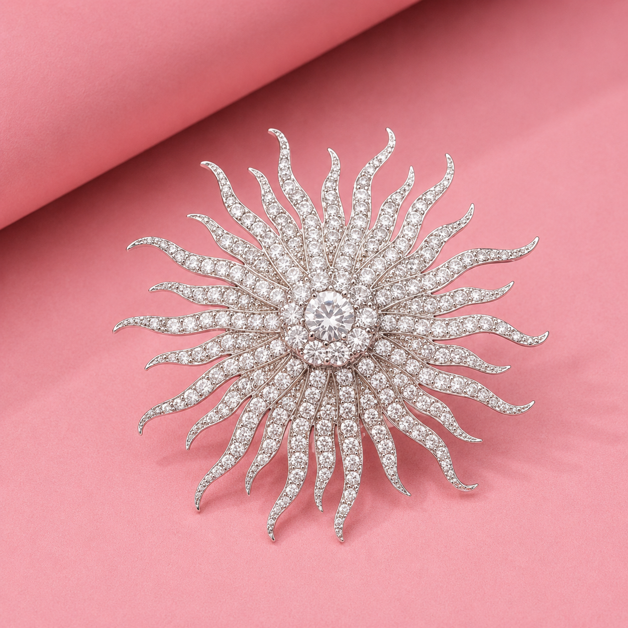 Sun Brooch in 925 Sterling Silver with Moissanite Stones