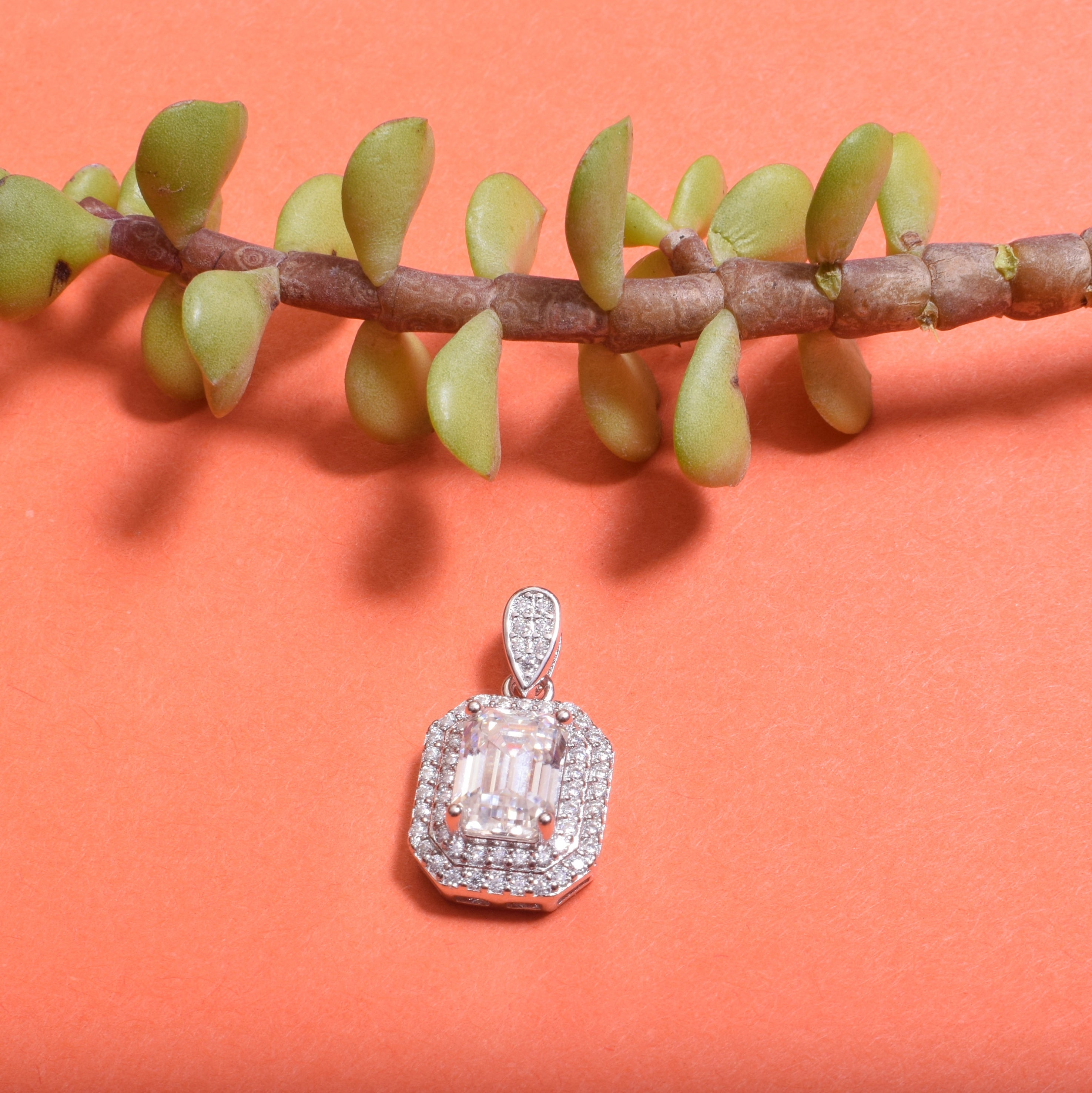 Delicate sparkle baguette Pendant in Moissanite with Silver