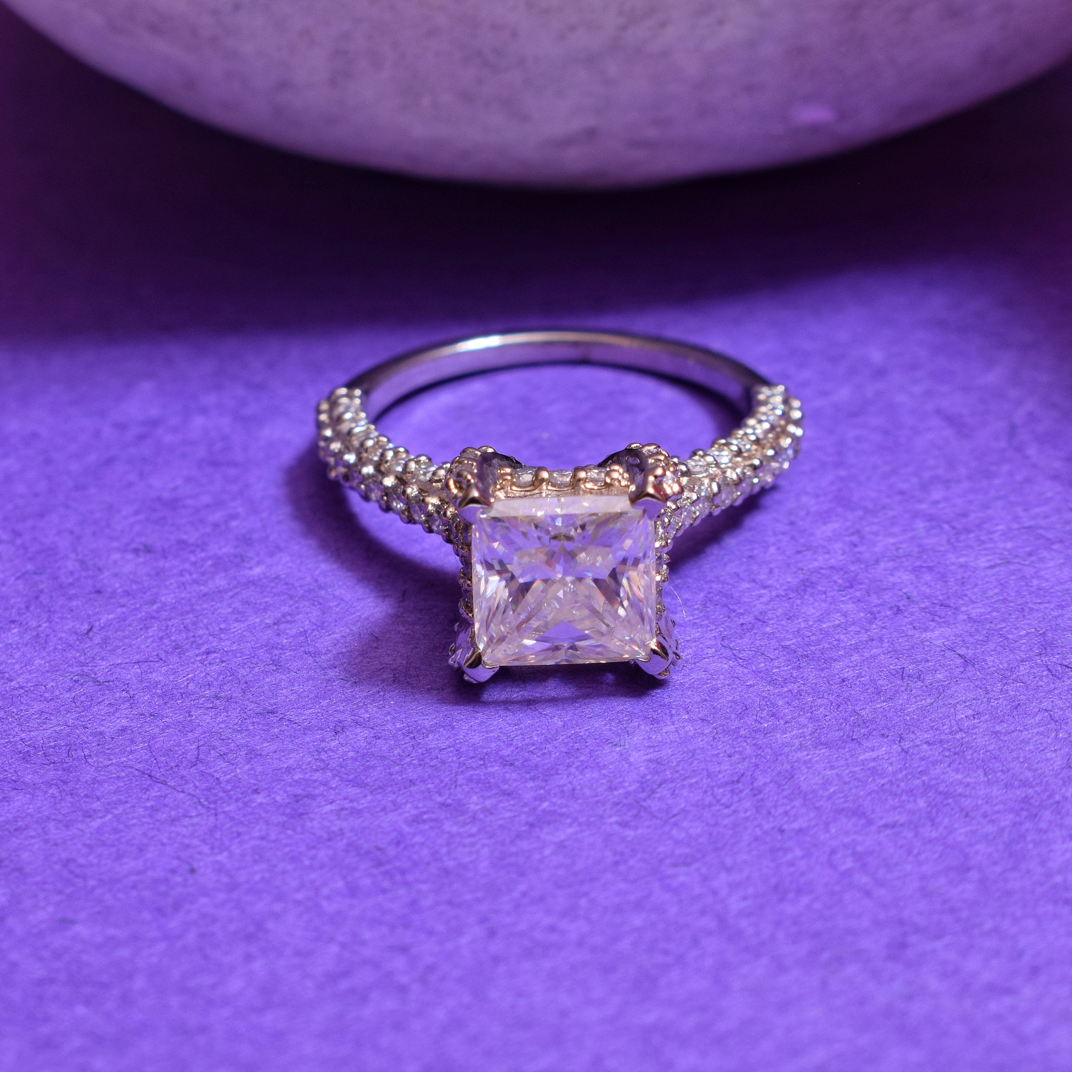 Princess & Round cut Ring with Moissanite in Sterling Silver