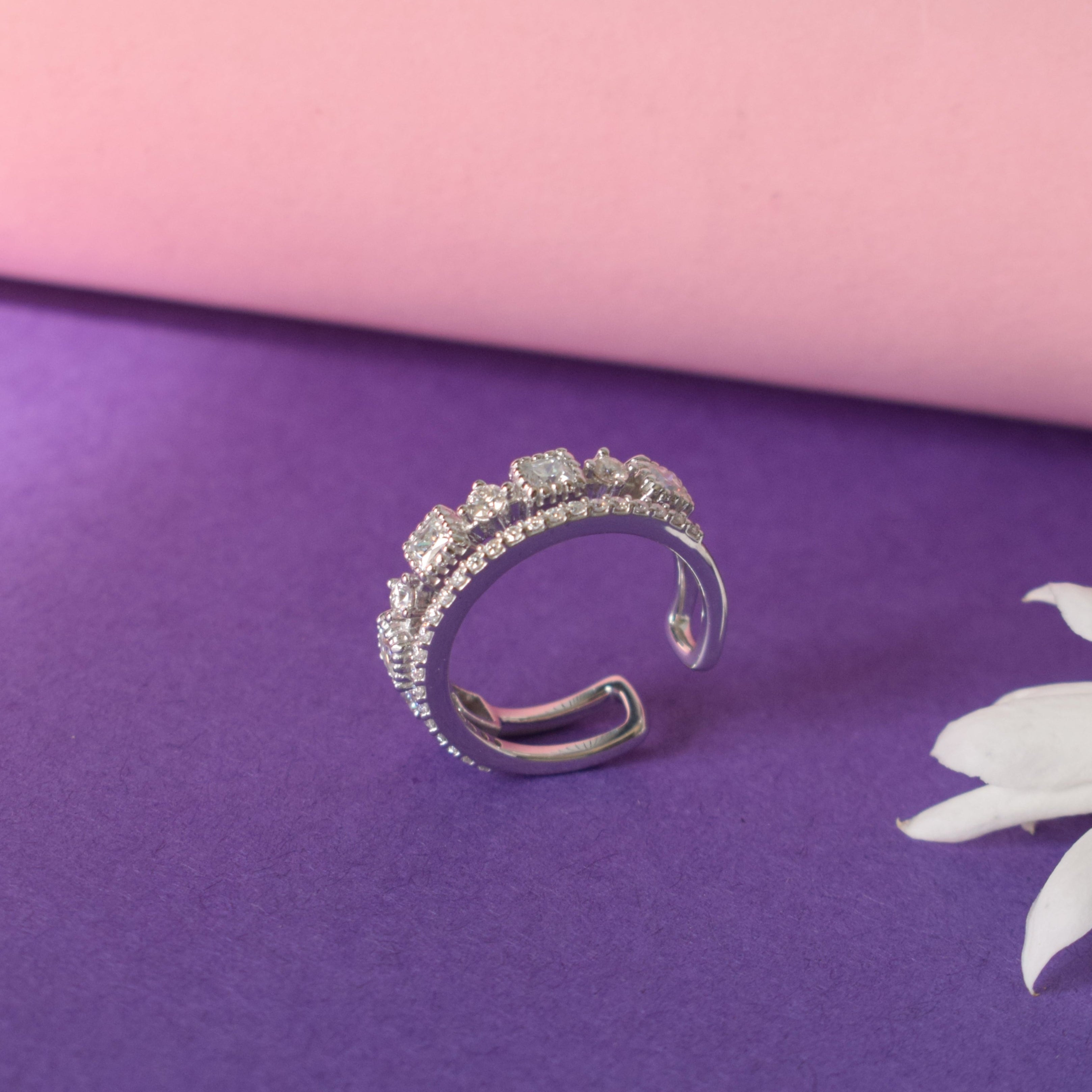 Aura ring Band in Sterling SIlver with Moissanite