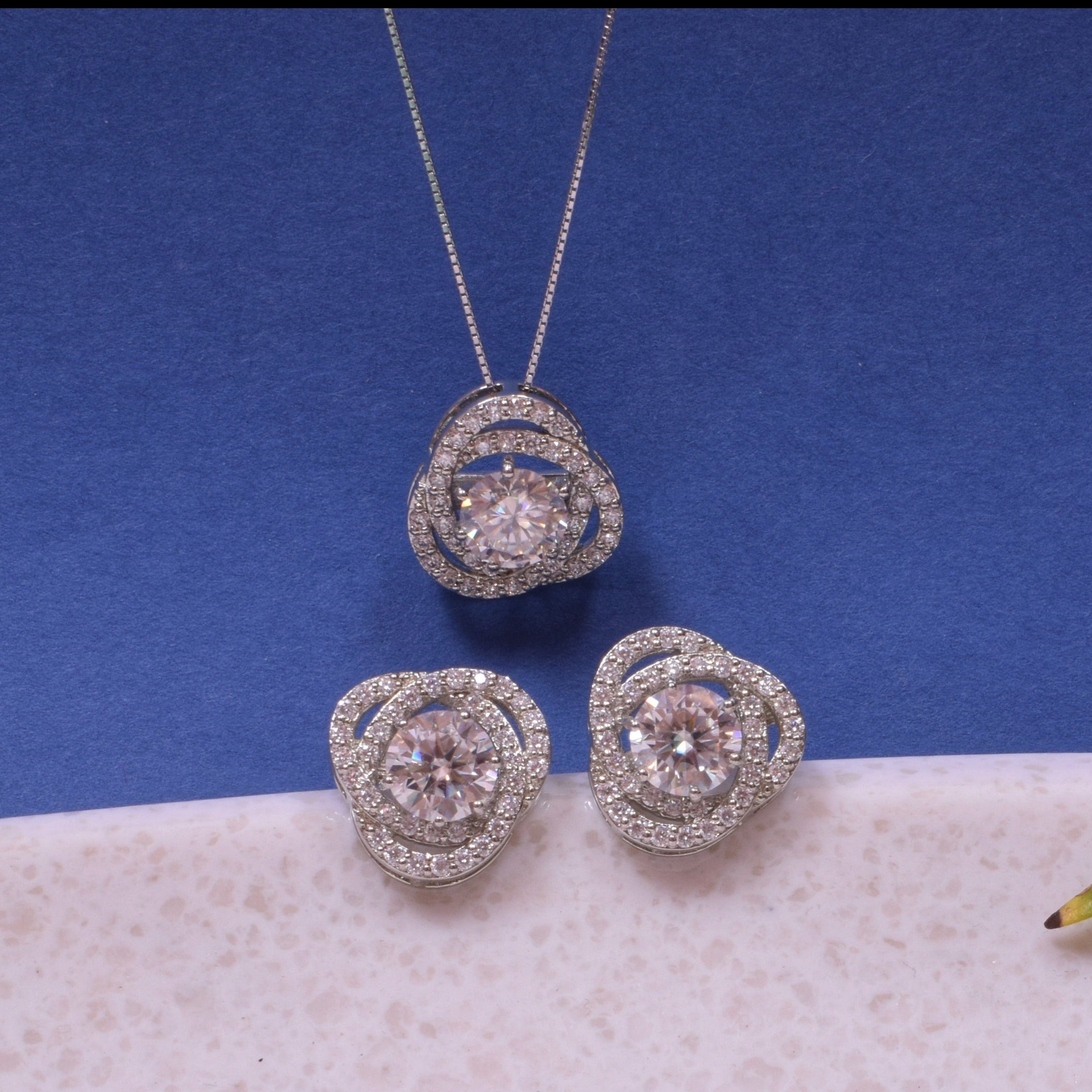 Meadow Magic Sterling Silver Moissanite Pendant Set