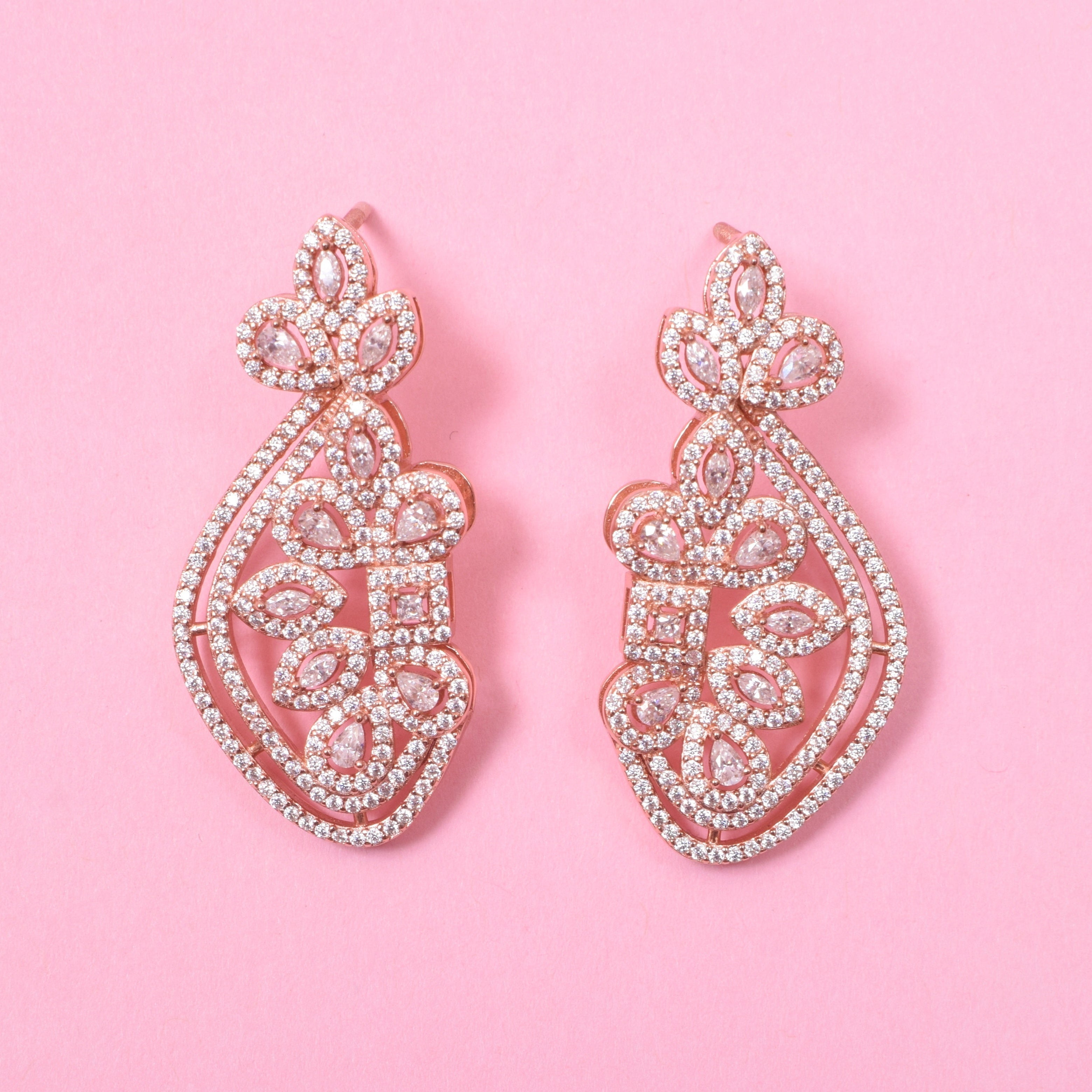 Petal Perfection Sterling Silver Moissanite Pendant Set