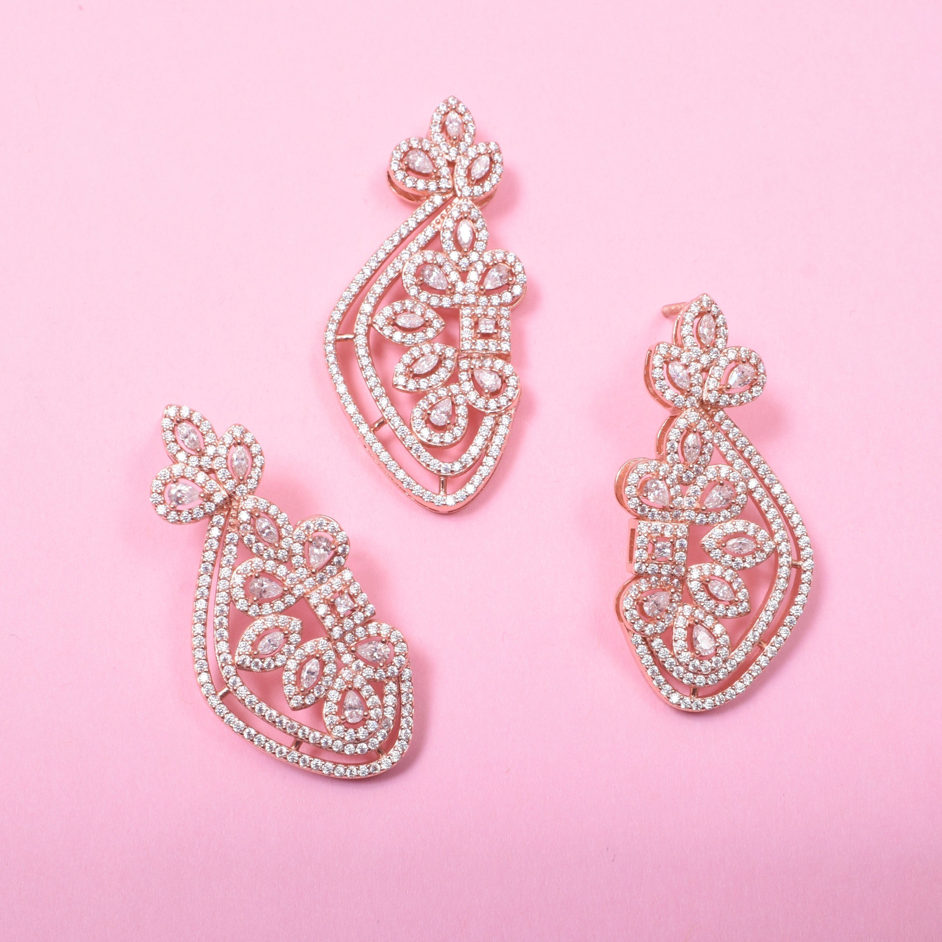 Petal Perfection Sterling Silver Moissanite Pendant Set