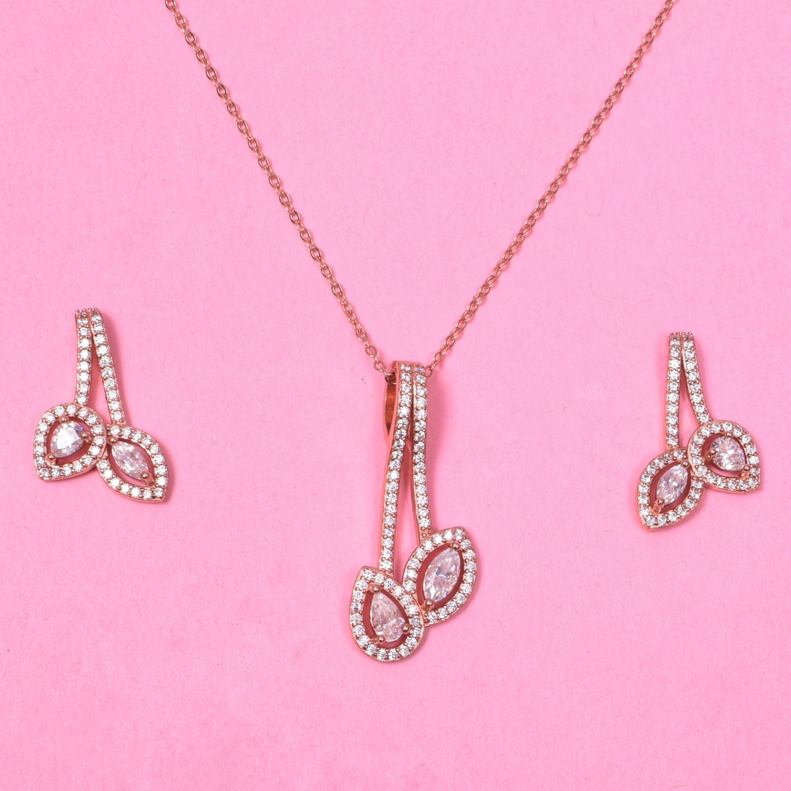 Leafy love Sterling Silver Moissanite Pendant Set