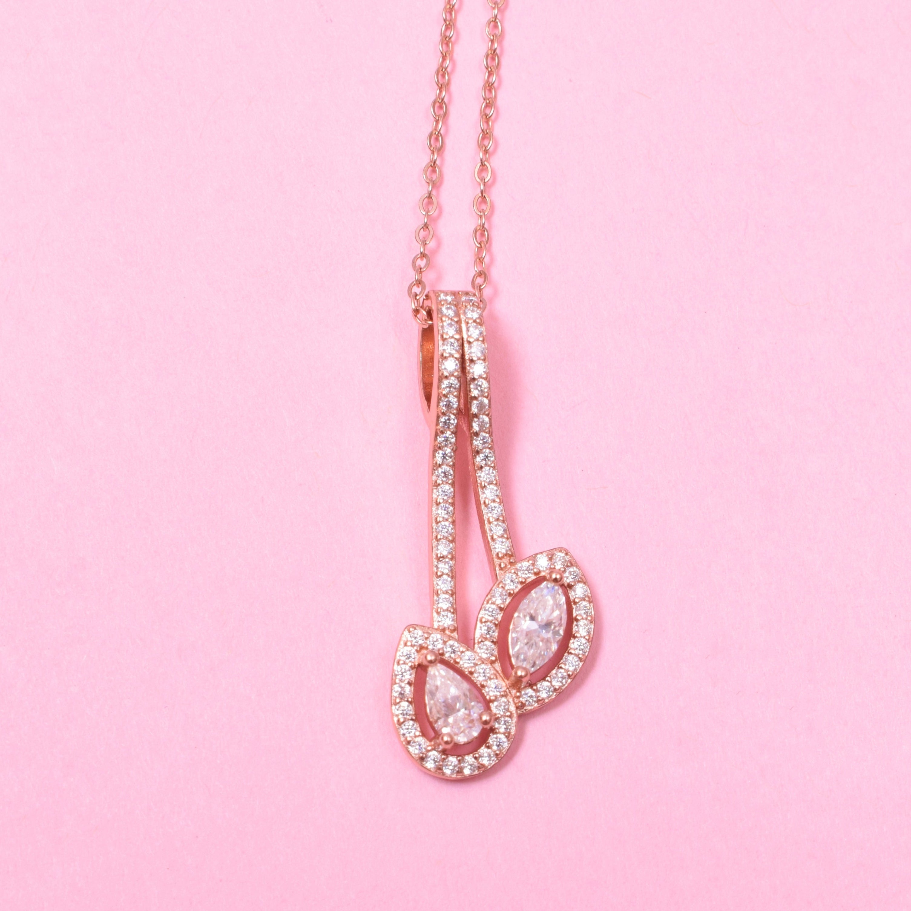 Leafy love Sterling Silver Moissanite Pendant Set