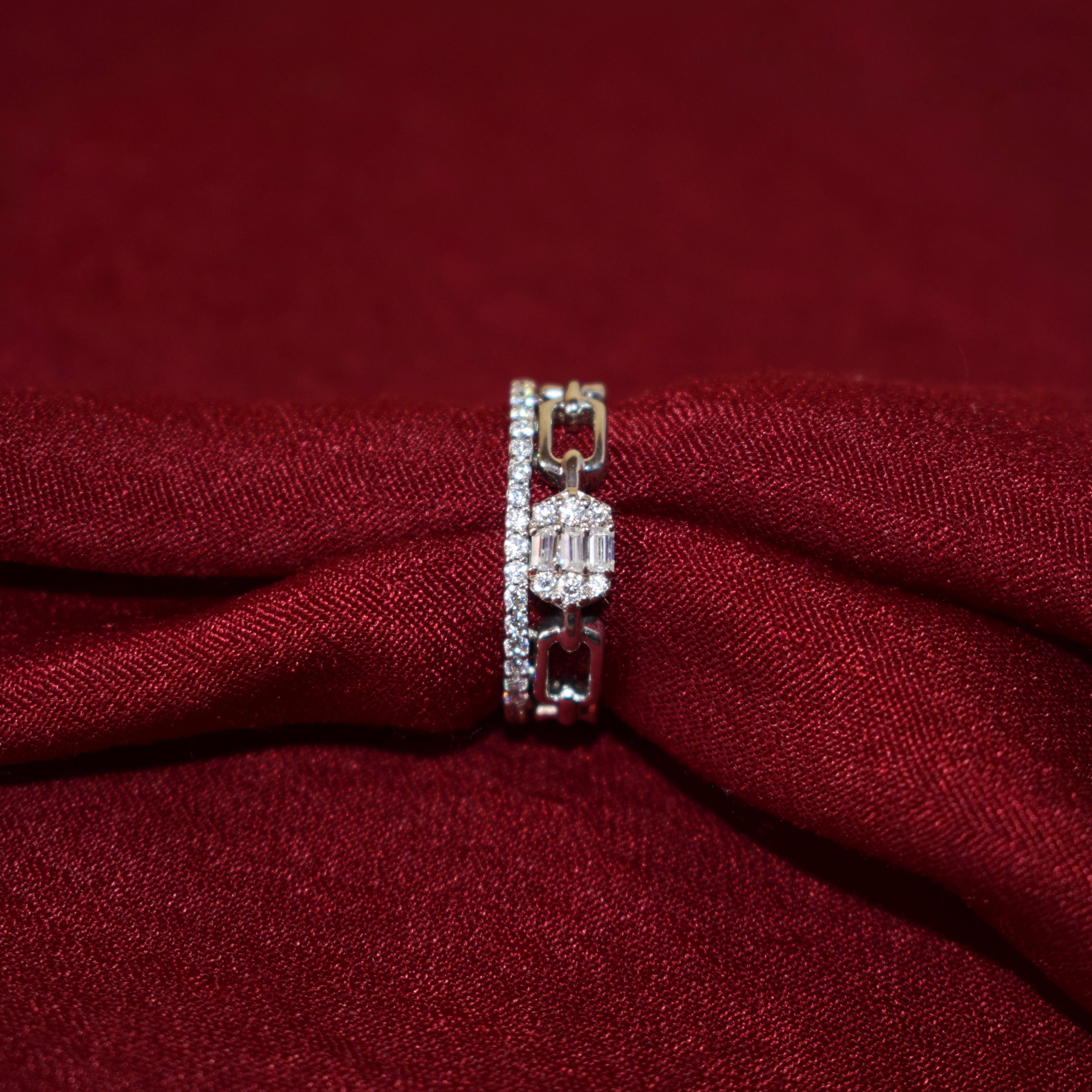 Moissanite with Silver Eterna Ring band