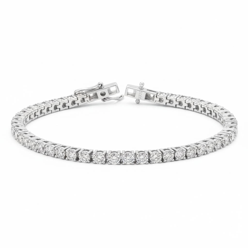 Round cut Tennis Moissanite Bracelet in 925 silver