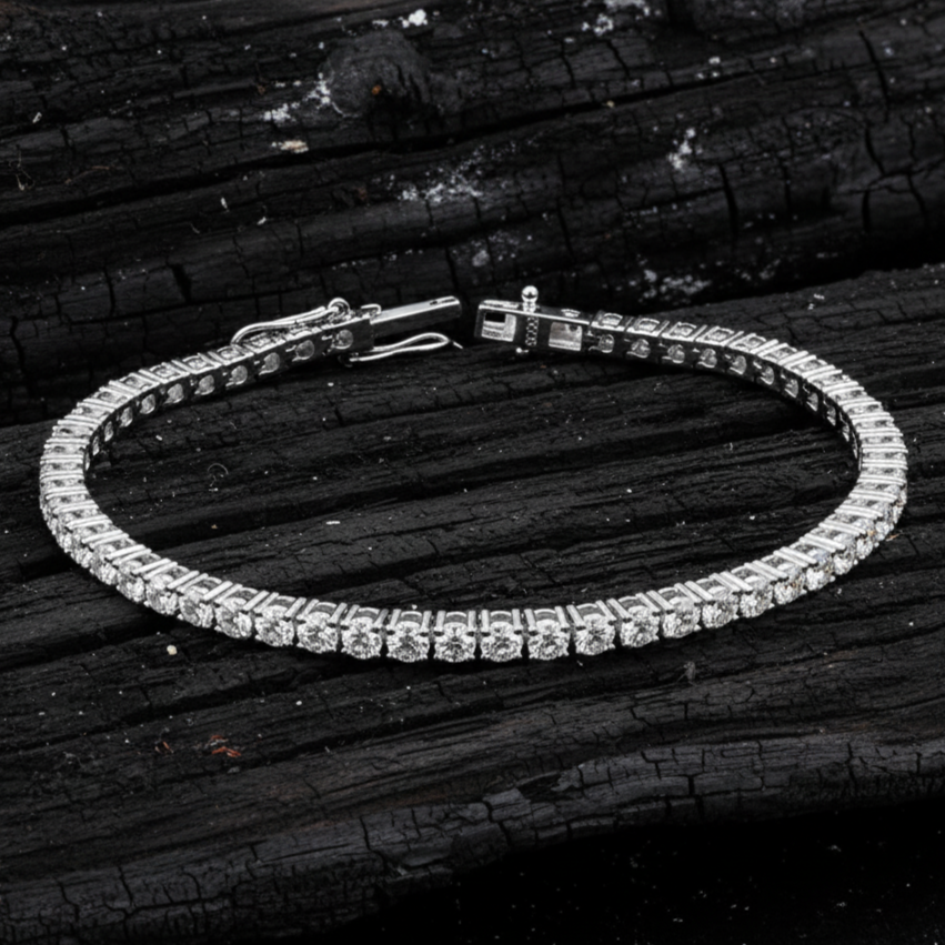 Round cut Tennis Moissanite Bracelet in 925 silver