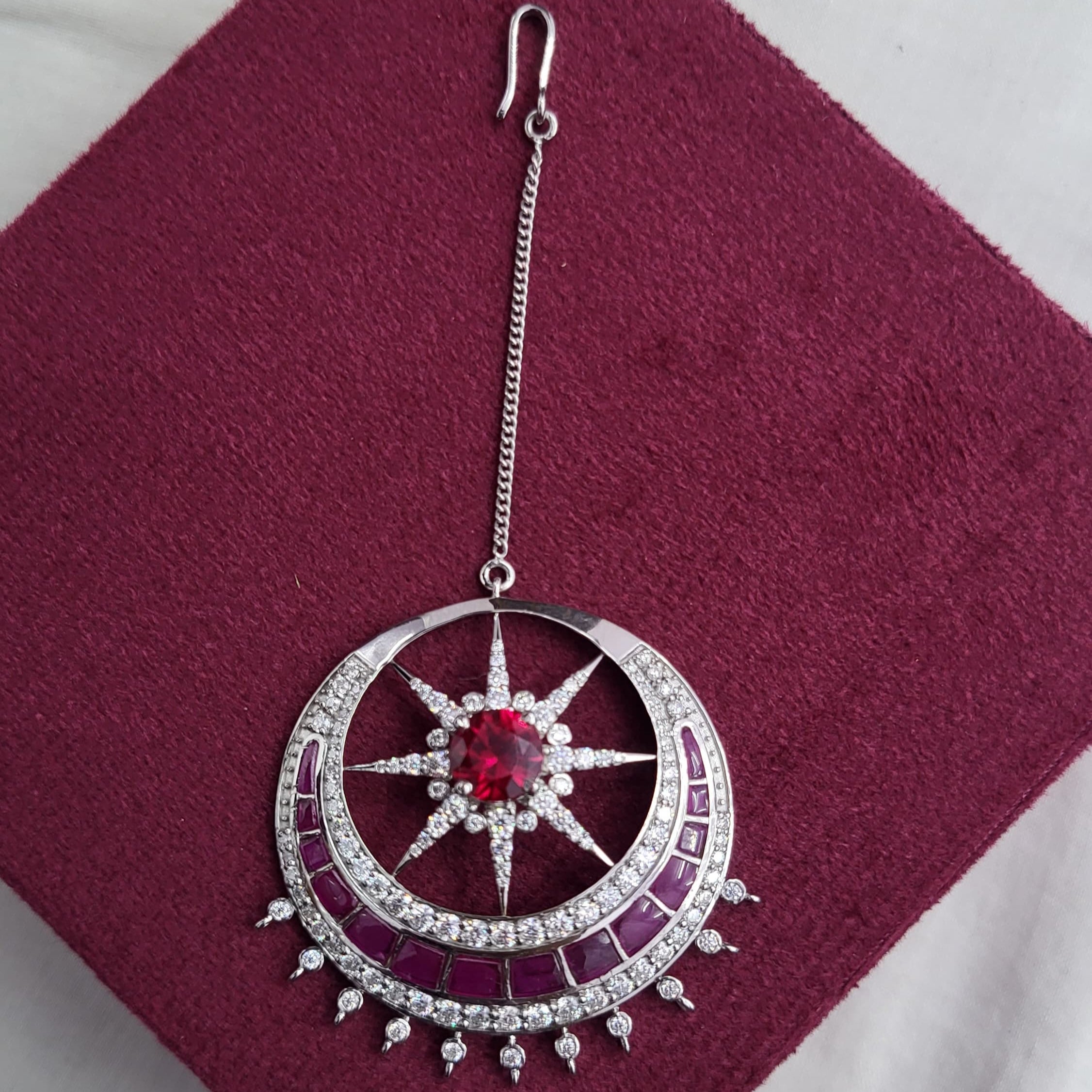 Jaipur Royale Mang Tika in 925 silver with Moissanite