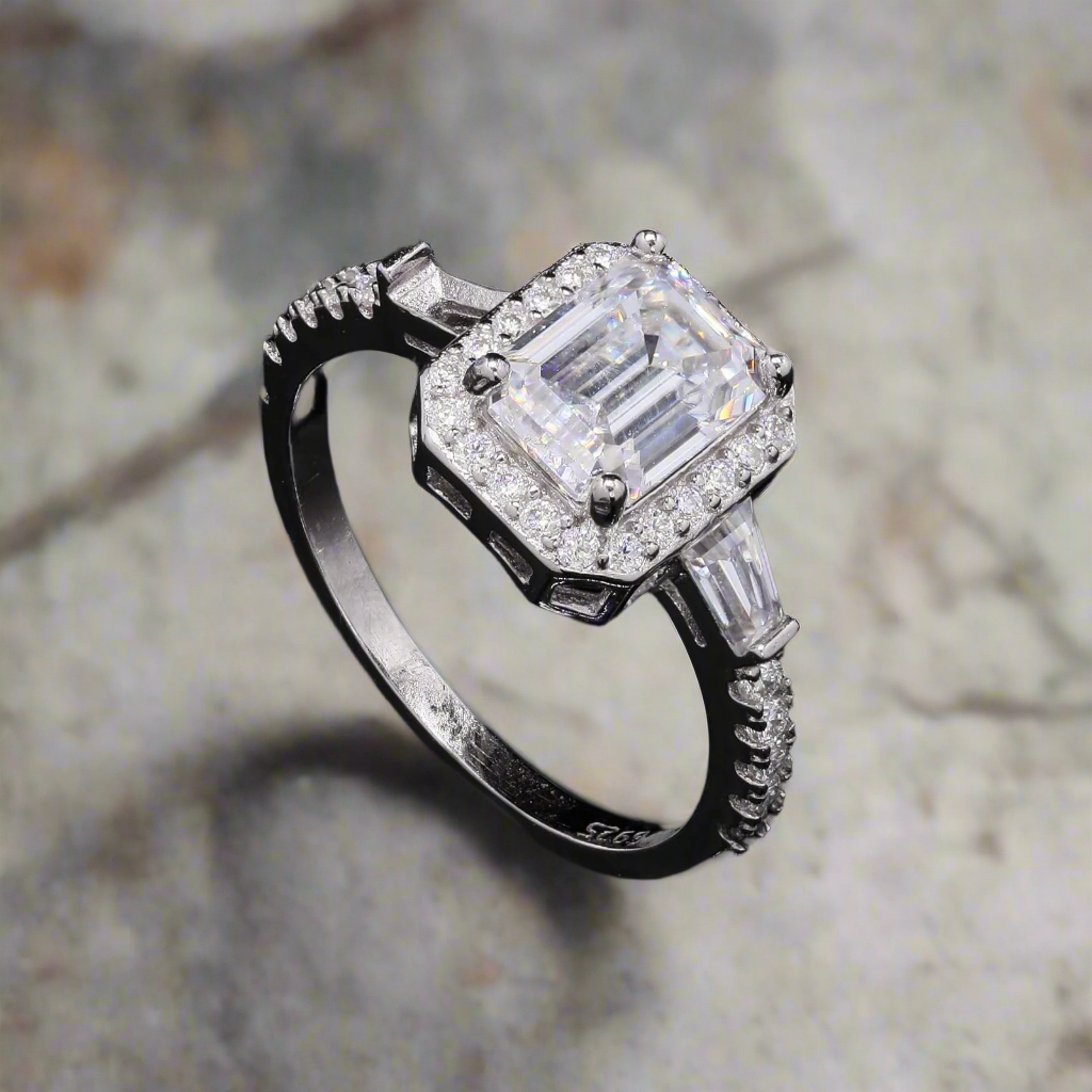 Starlight Glow Silver Moissanite Ring