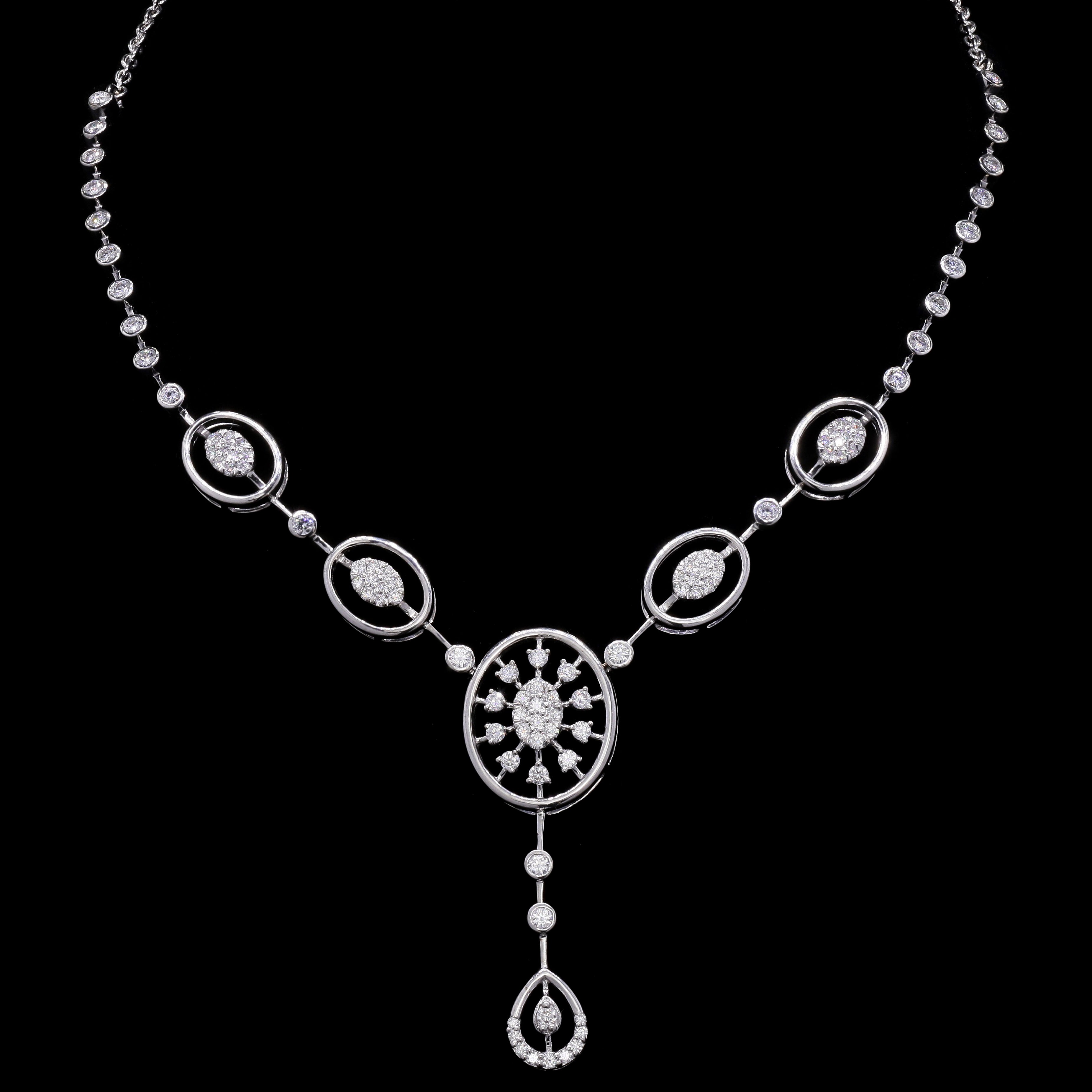Signature Halo Lab Grown Moissanite Necklace Set in 925 Silver