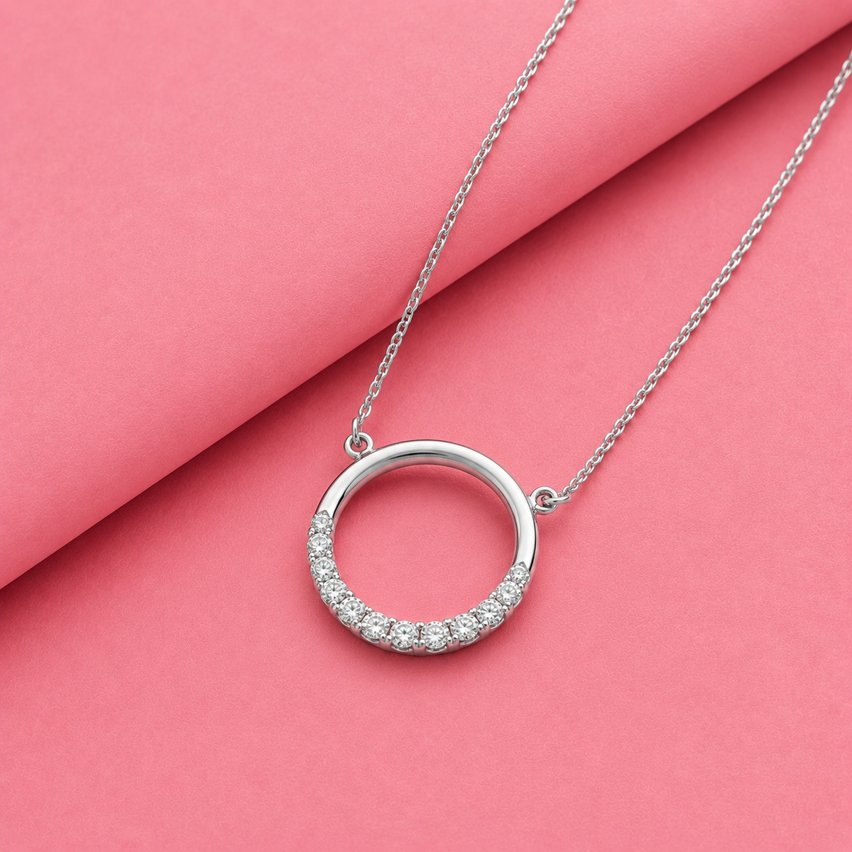 Round Moissanite Pendant in Silver
