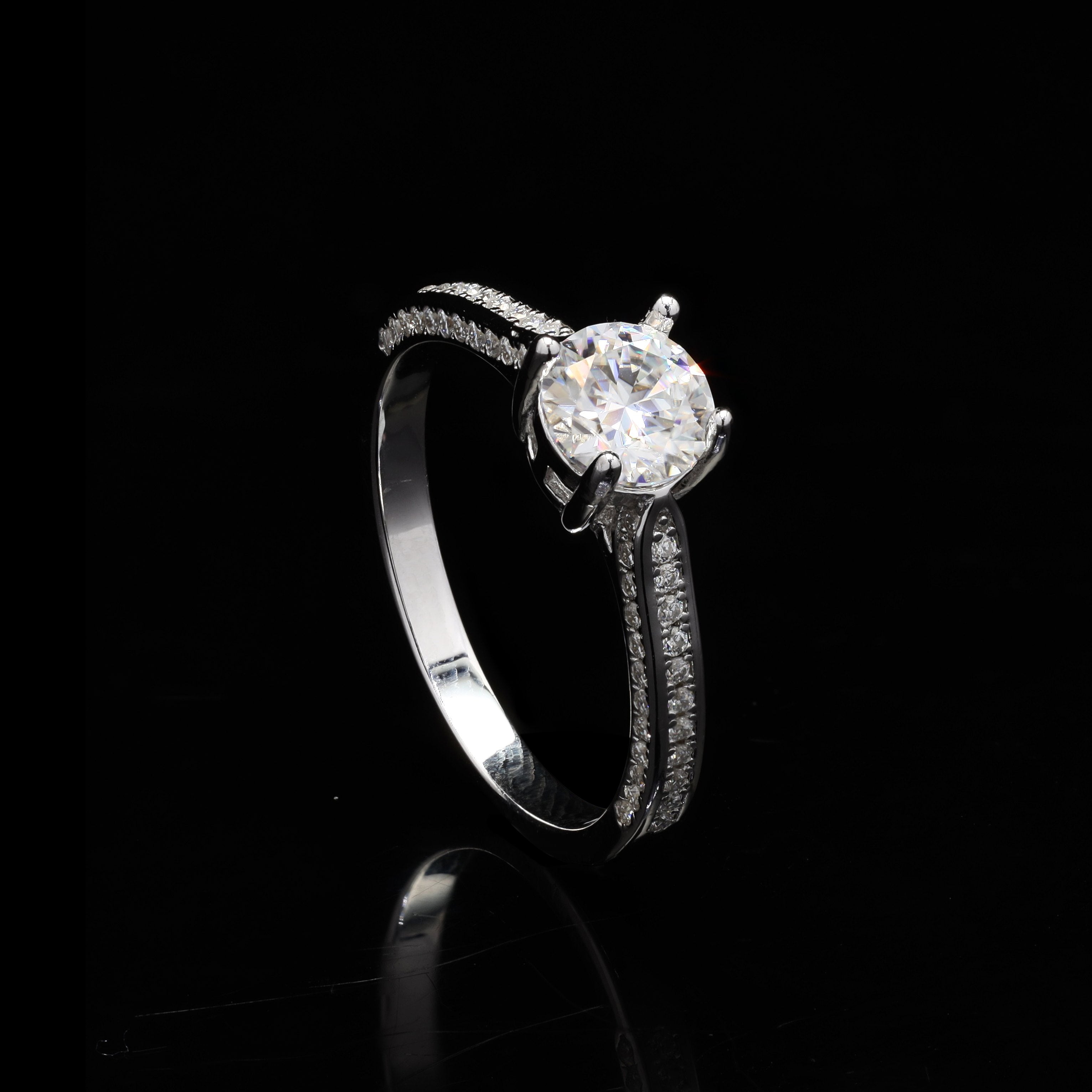 4 Prong Silver Moissanite Wedding Ring