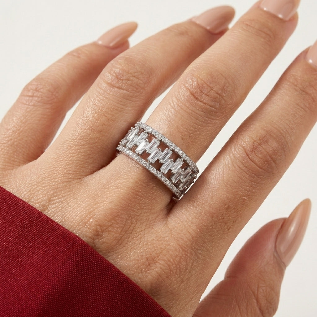 Timeless Moissanite Ring in Sterling Silver for her| Perfect for party