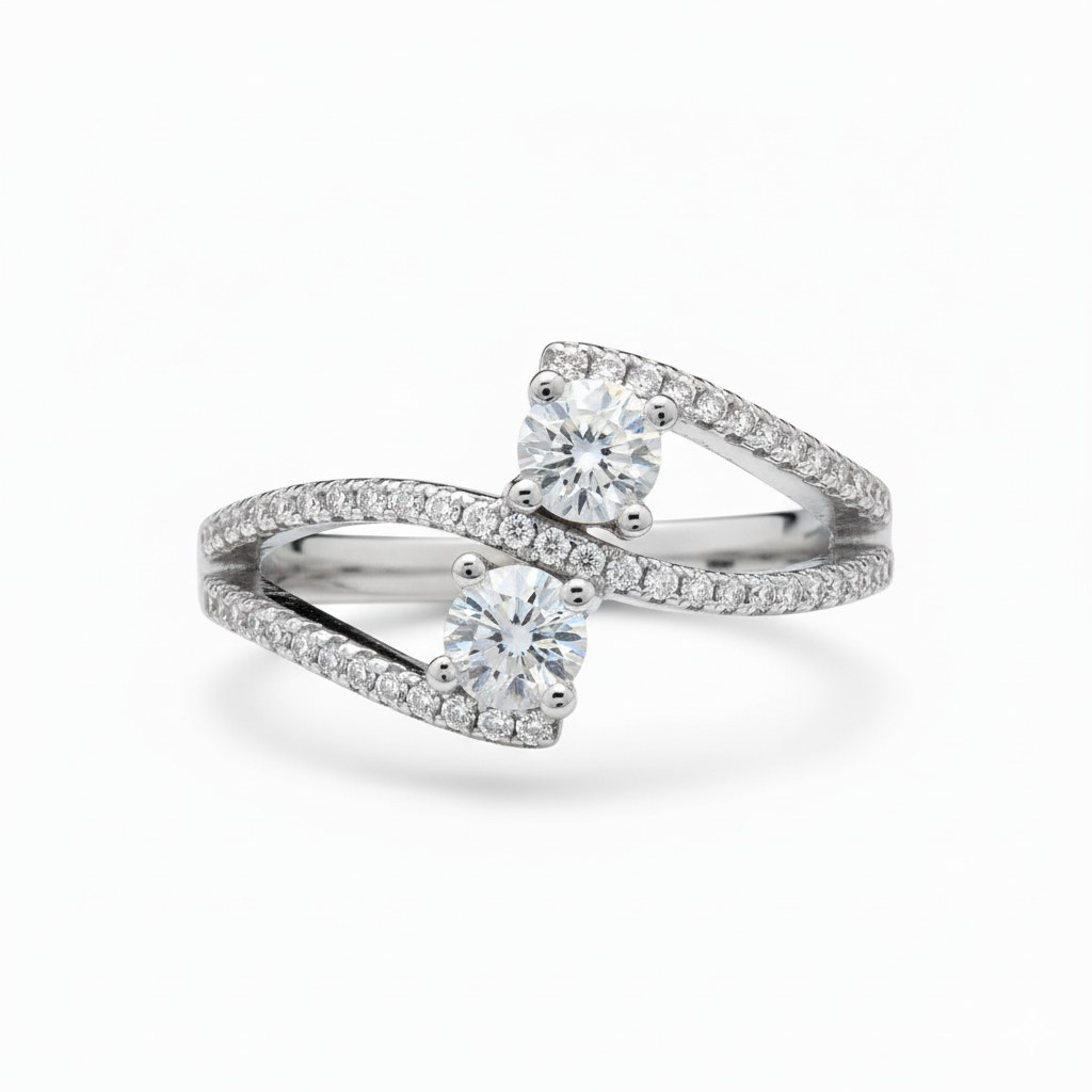 Twisted Design Finger Ring in Sterling Silver with Moissanite