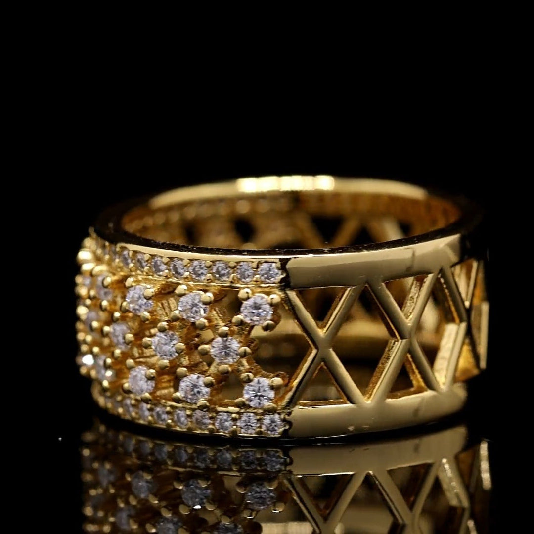 Moissanite Fern Band Ring in yellow Gold Rhodium