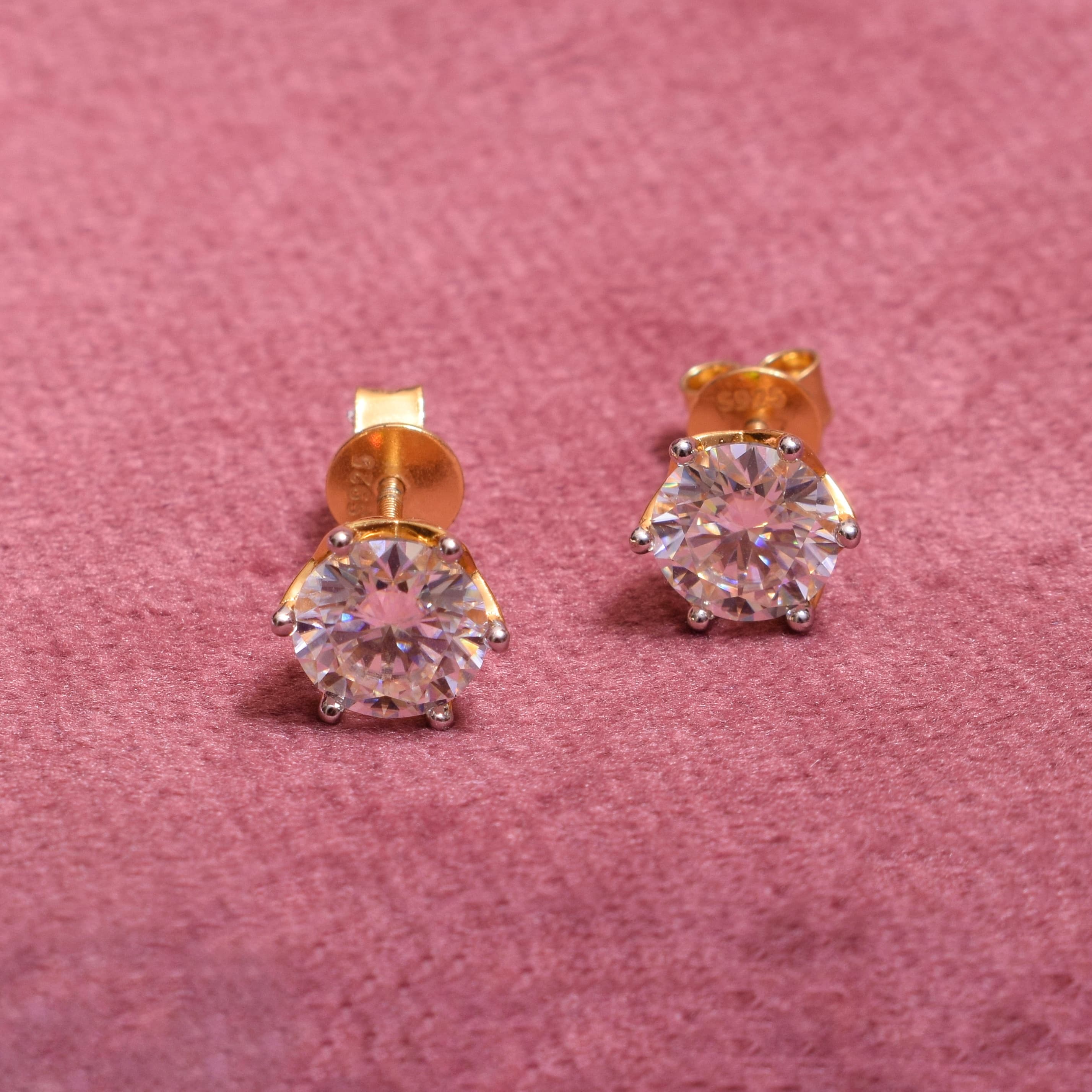 Eternal Sparkle Round Studs in Moissanite with Sterling silver, 5 Carat