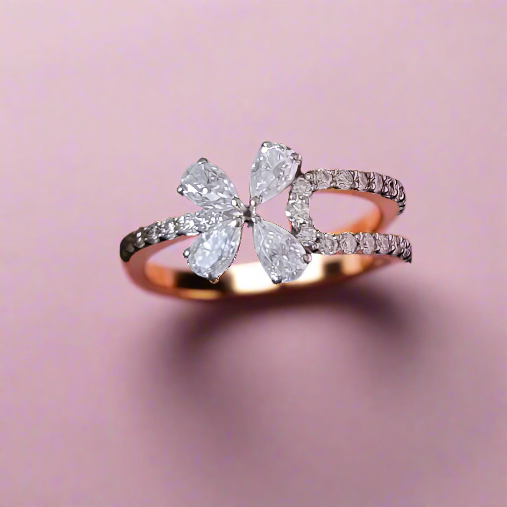 Sterling silver Flower ring witn Moissanite Diamond