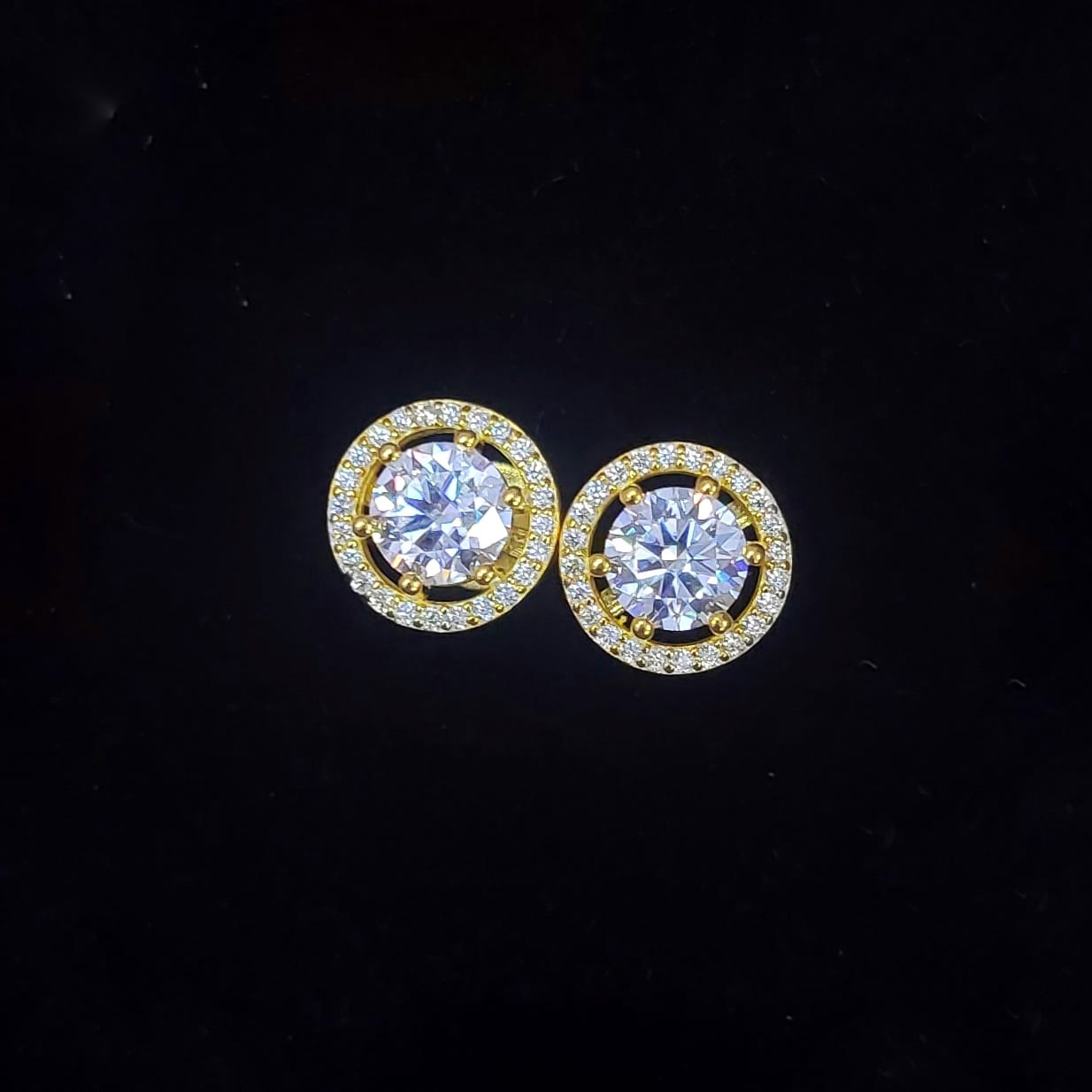 Round Brilliant Moissanite Silver Studs for daily wear