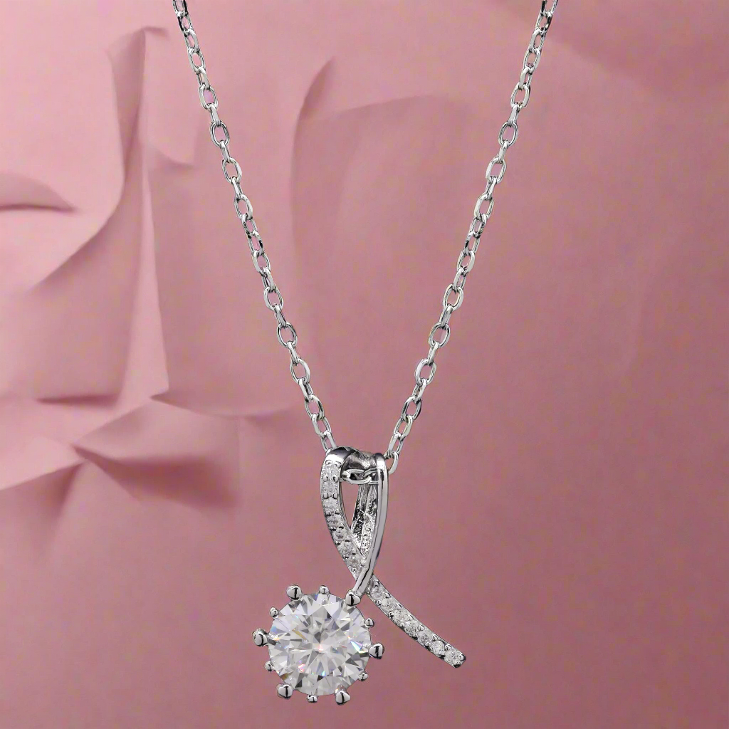 925 Sterling silver Moissanite Pendant in Sterling Silver