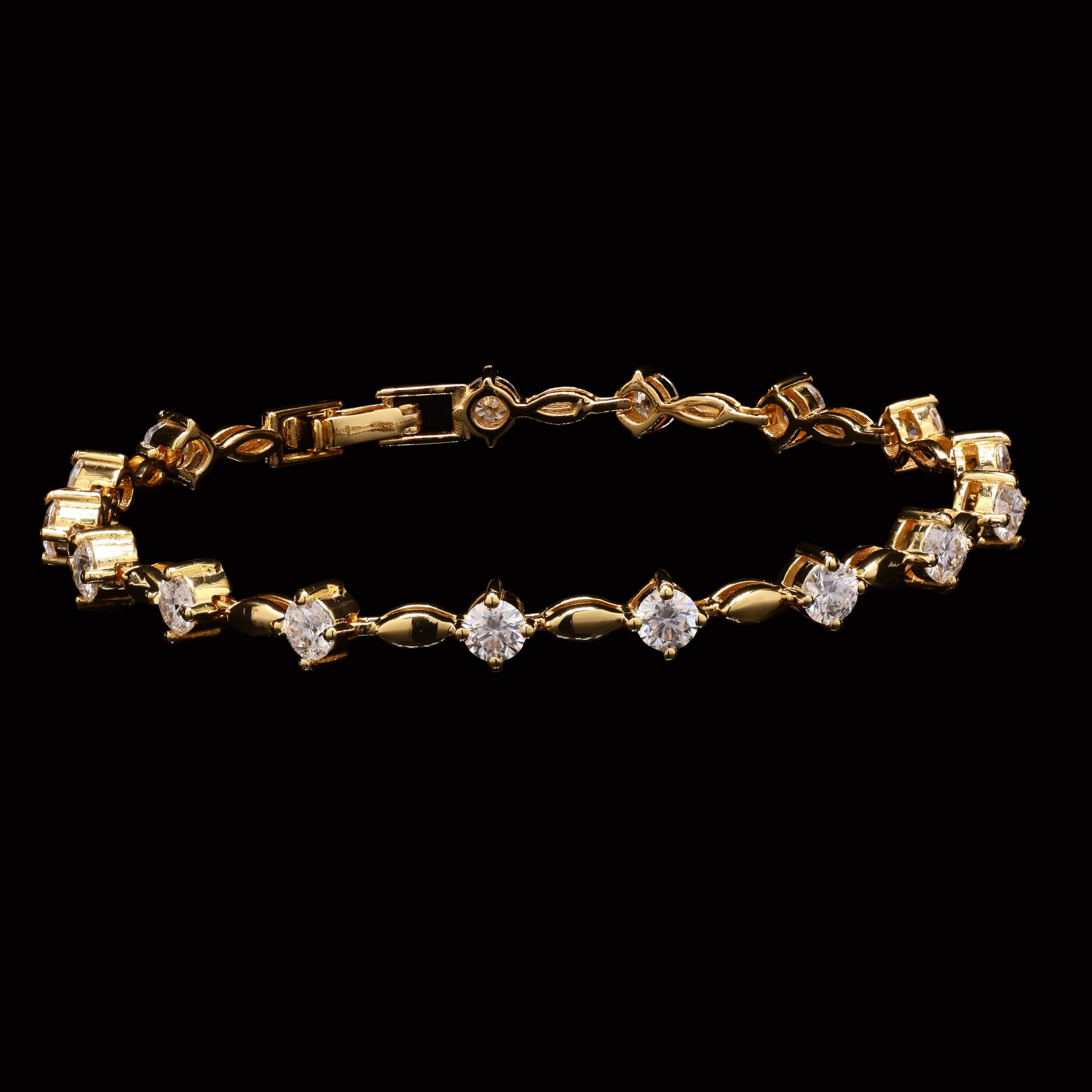 Moissanite Link Bracelet in Sterling Silver, perfect for every occasion