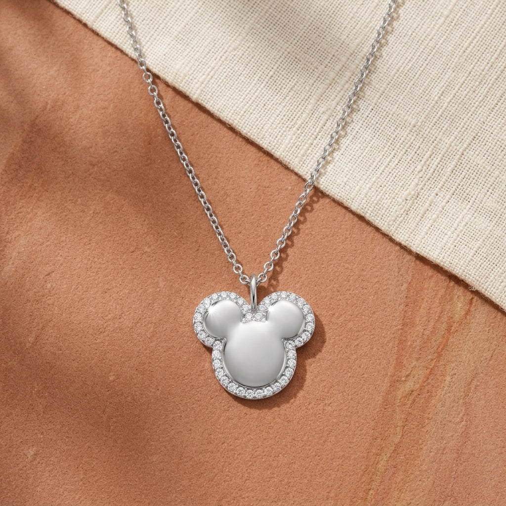 Teddy Pendant in Sterling Silver with Moissanite