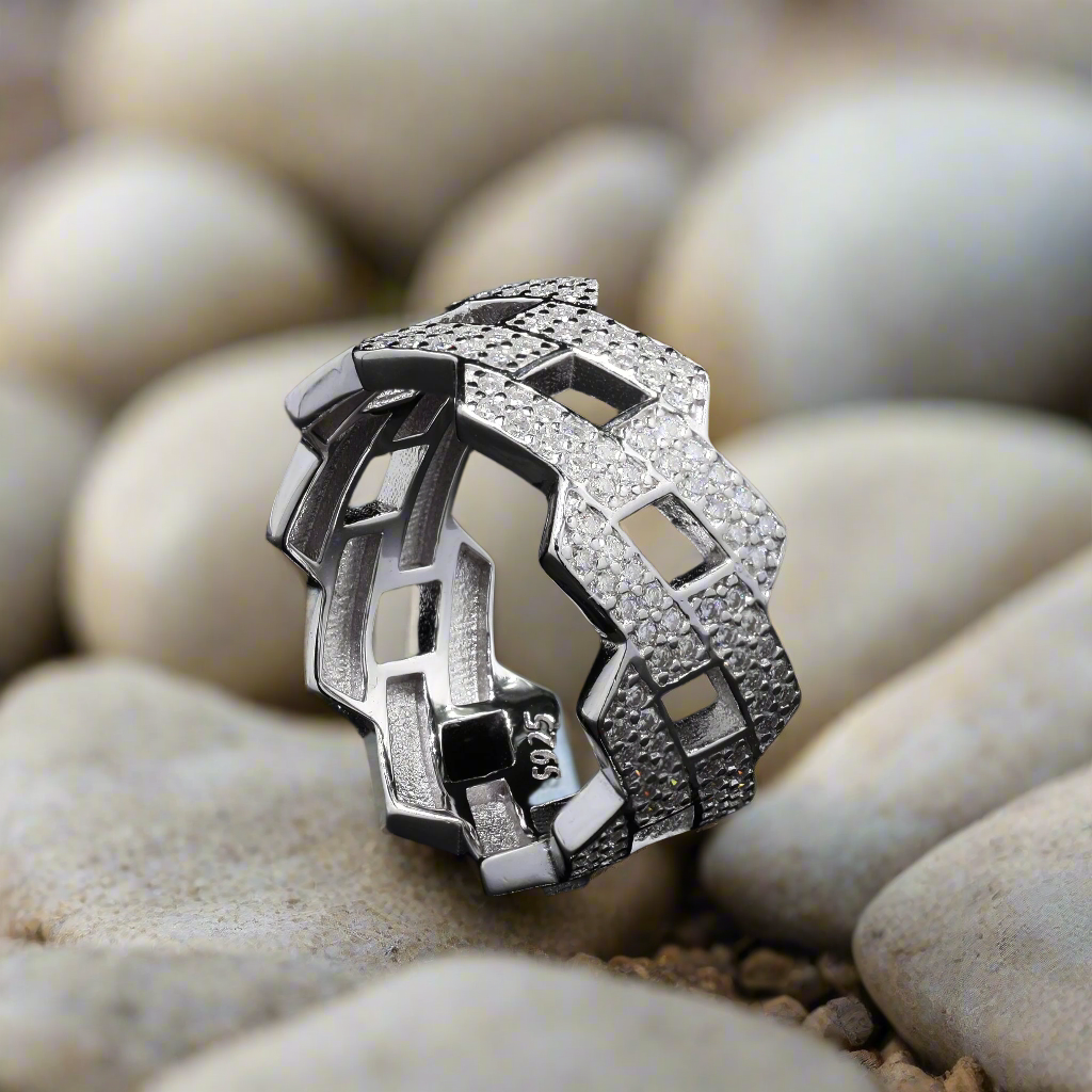 Prong Cuban Ring for him in Sterling Silver with Moissanite