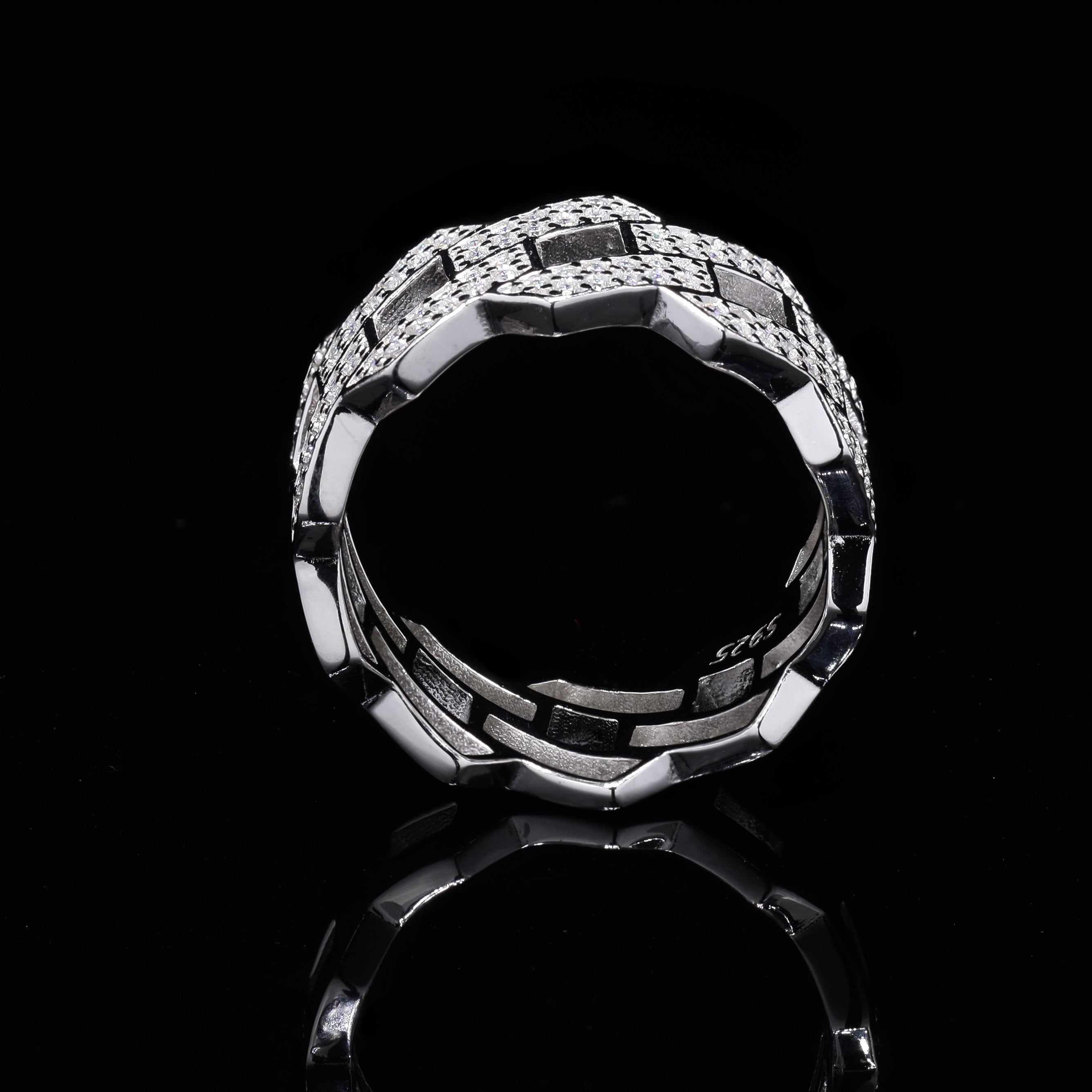 Prong Cuban Ring for him in Sterling Silver with Moissanite
