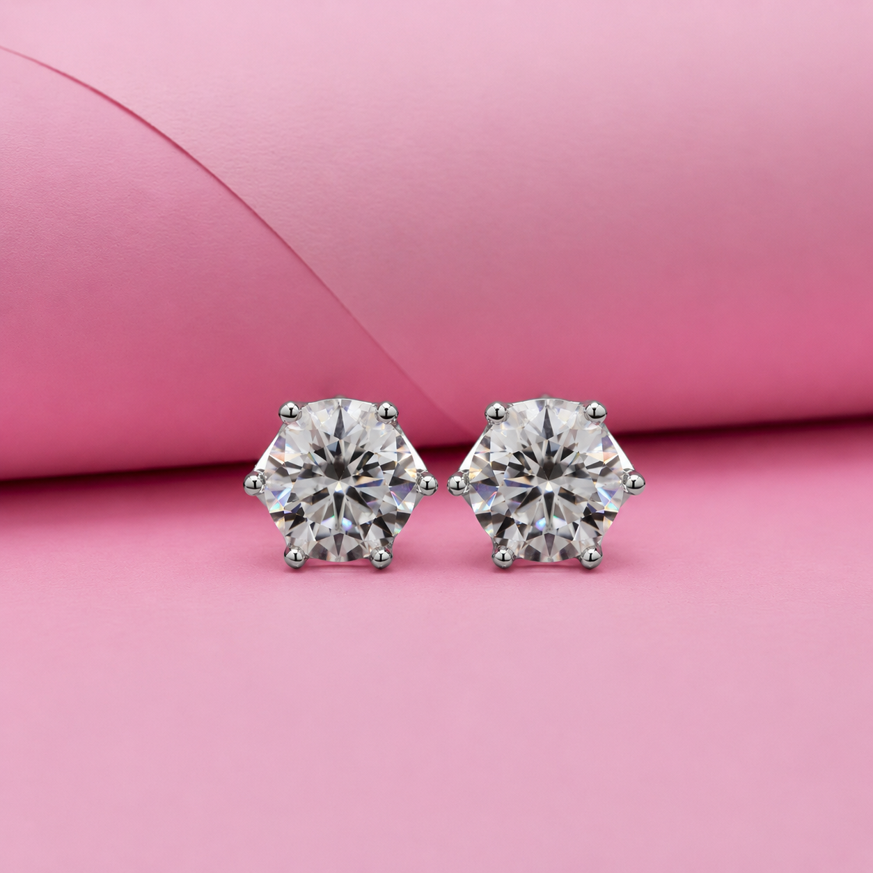 Infinity Shine Round Studs in 925 Silver with Moissanite for daily wear, 7 Carat