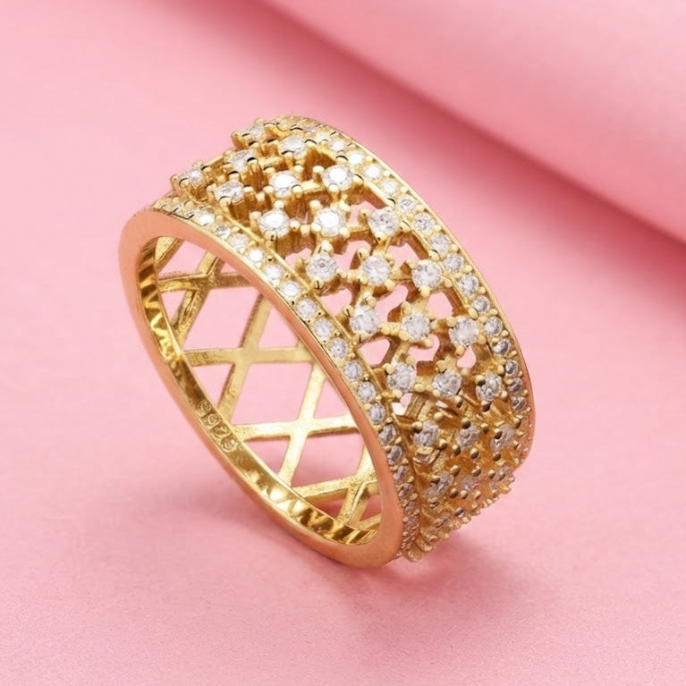Moissanite Fern Band Ring in yellow Gold Rhodium