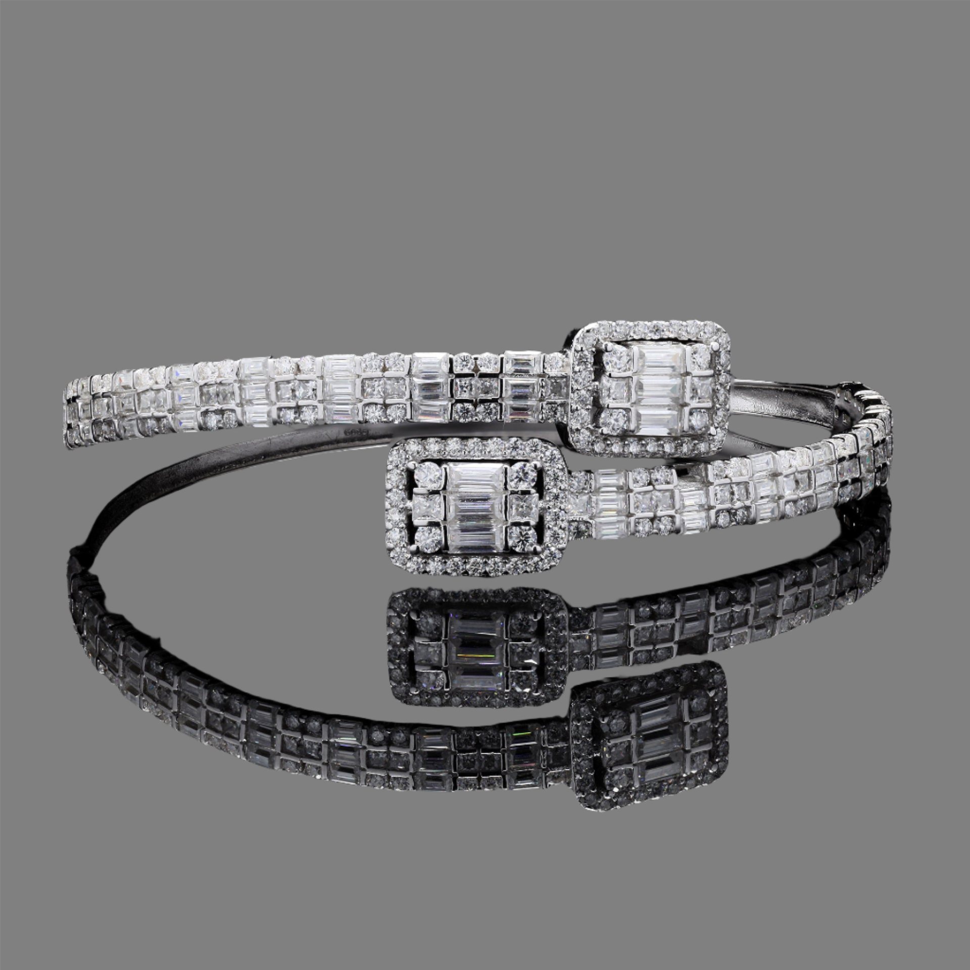 Chic Moissanite Bracelet
