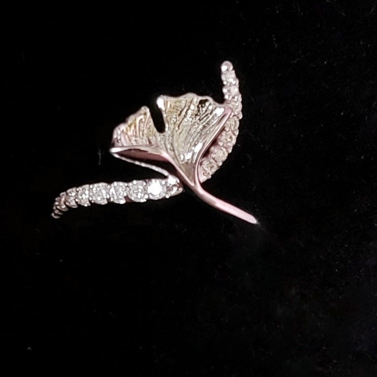 Lotus design Moissanite Sterling SIlver Ring