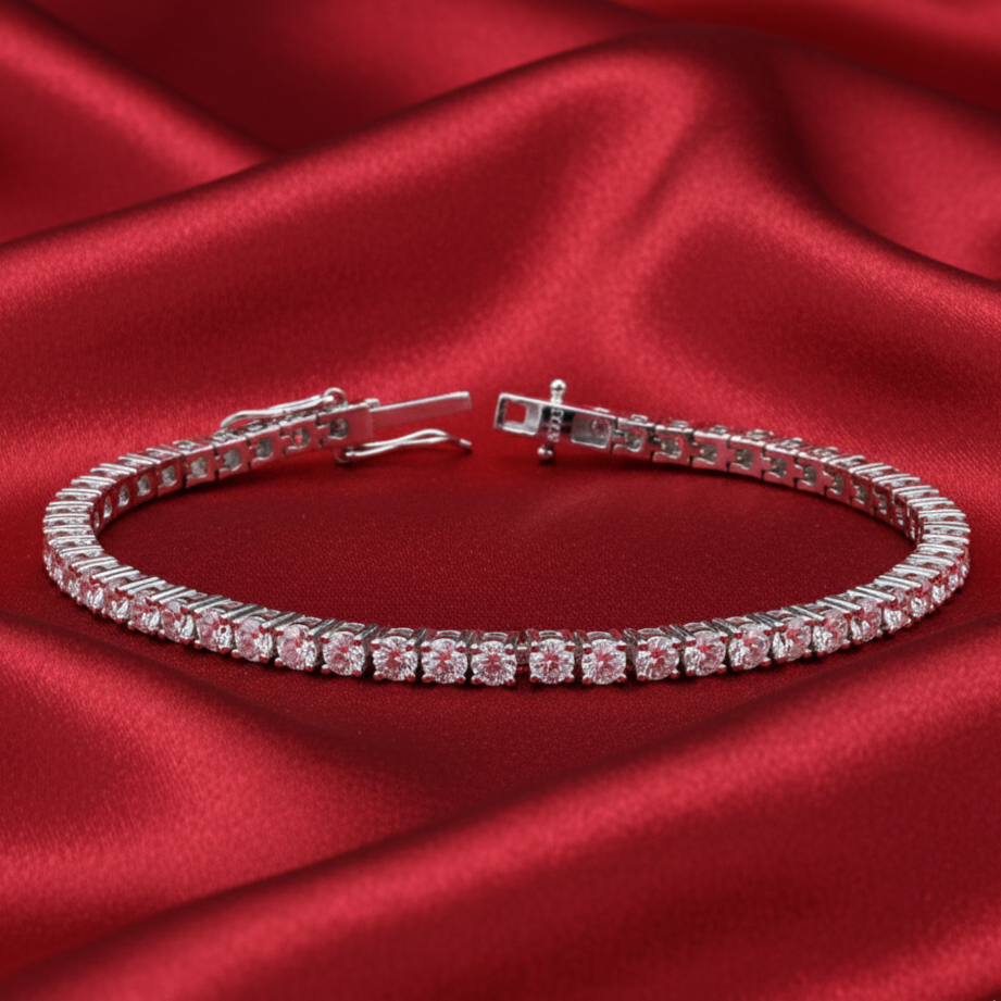Round cut Tennis Moissanite Bracelet in 925 silver