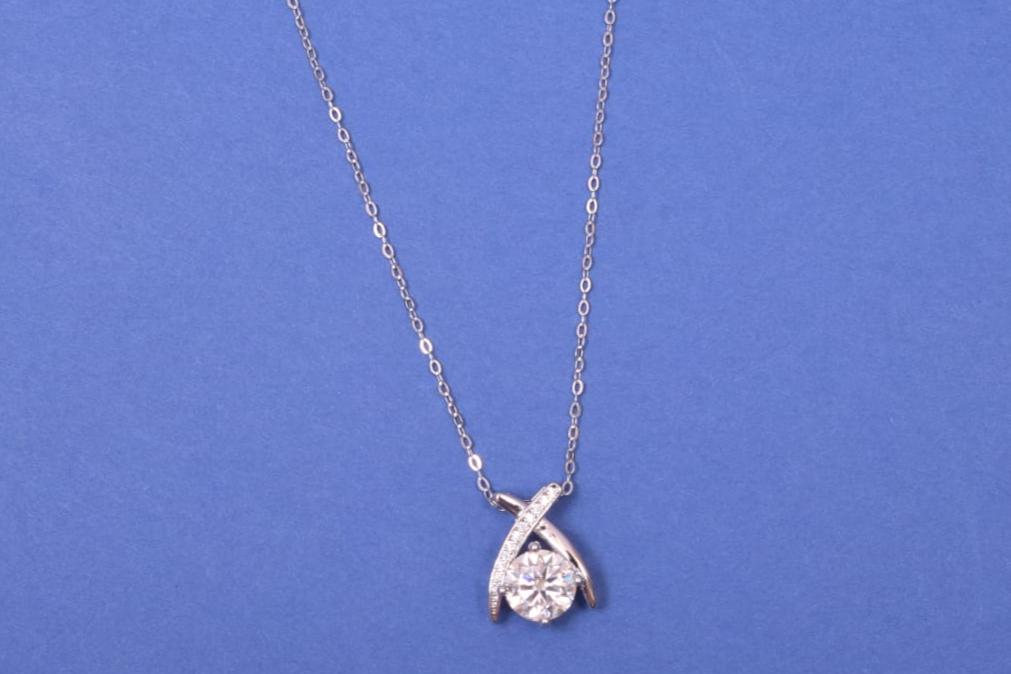 Kriss Kross Moissanite Silver Pendant