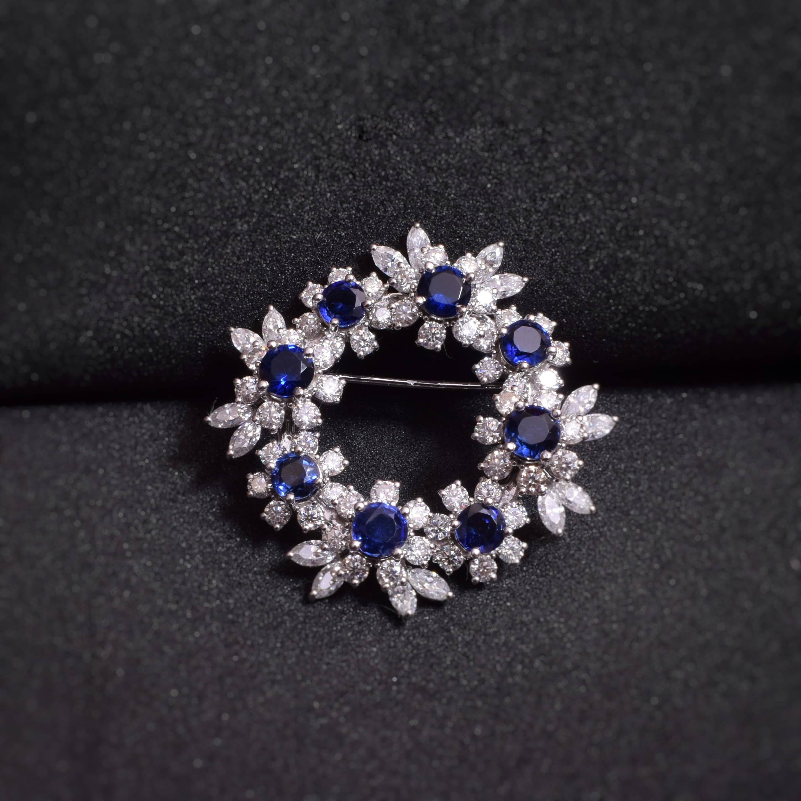 Round Blue Stone Moissanite Brooch for Men
