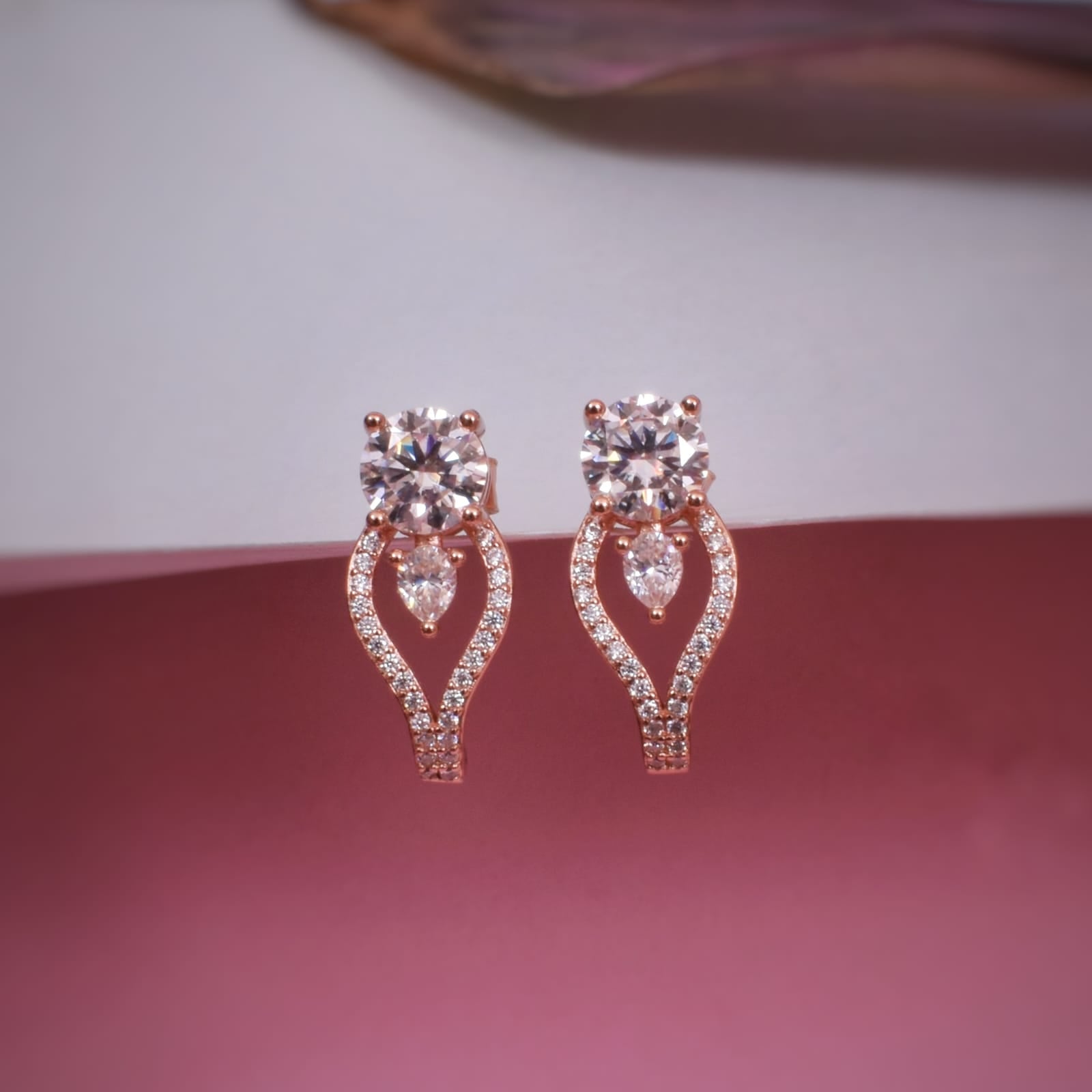 Minimal Moissanite Solitaire Pendant Set in 925 Silver for Women’s