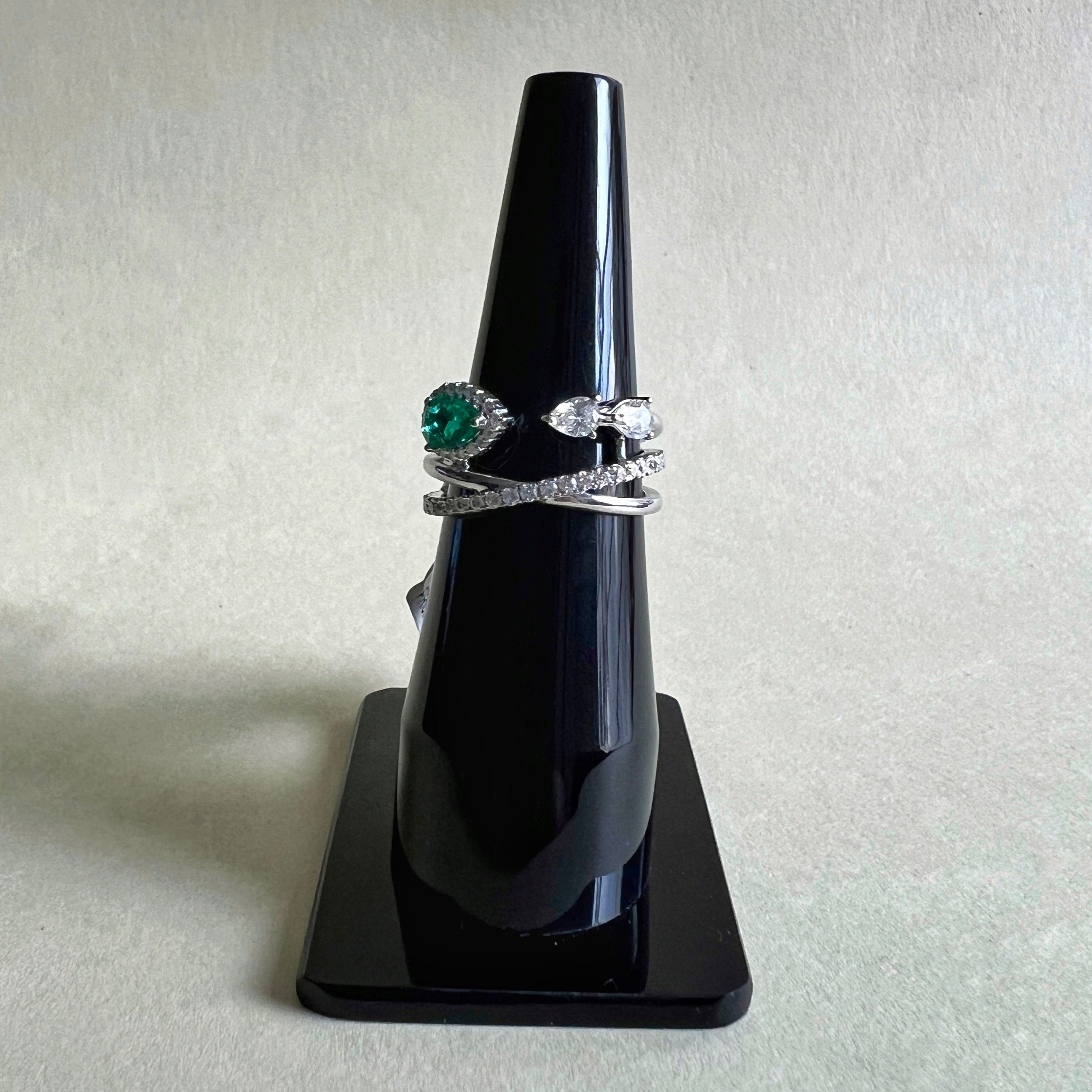 Lab Grown Emerald Pear ring