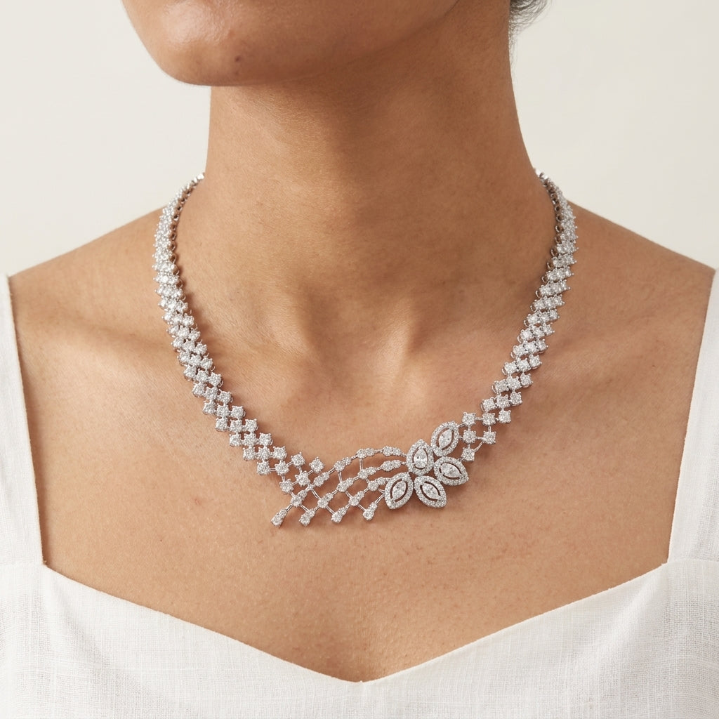 Glam Moissanite Date Look Simple Necklace in Silver