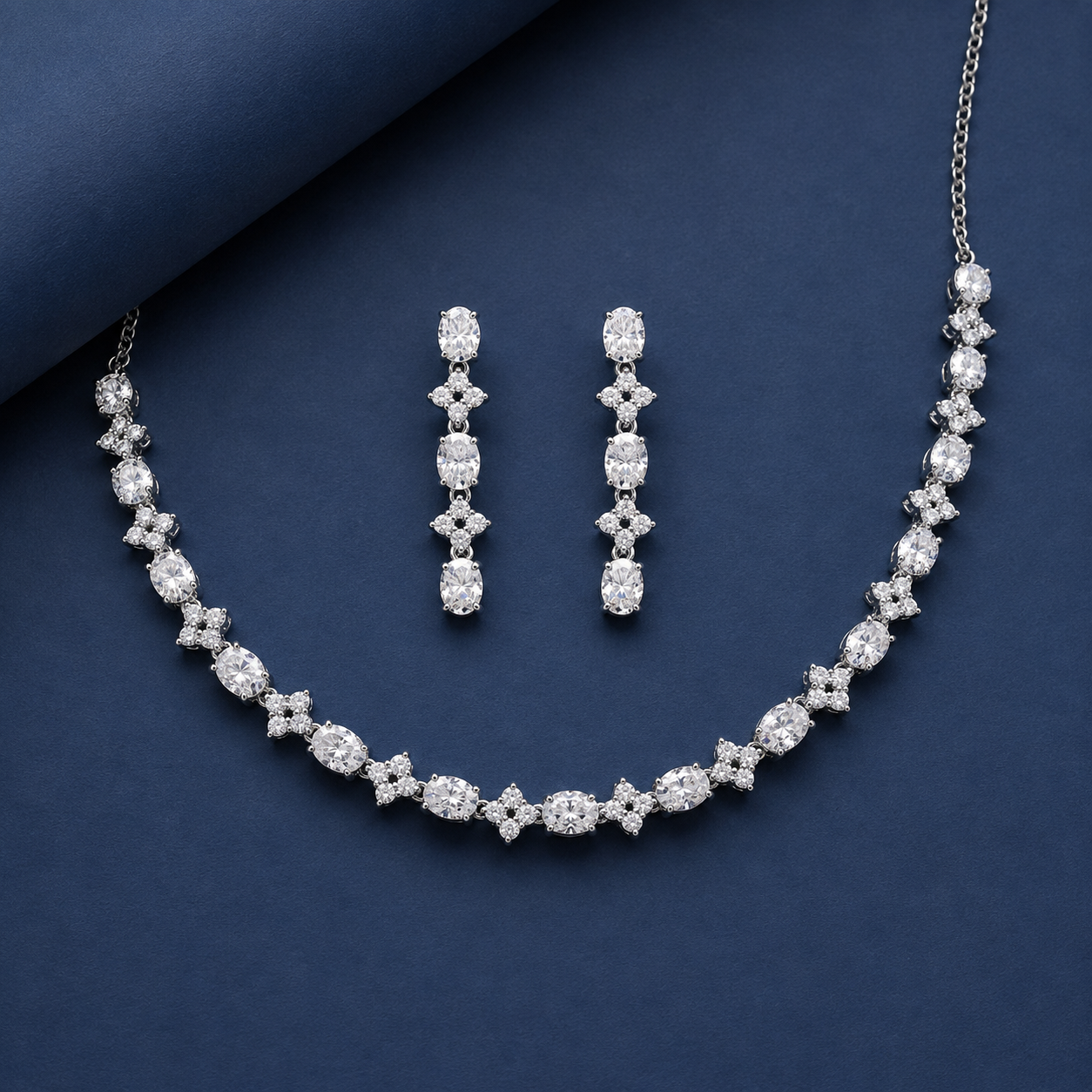 Minimal Moissanite Necklace in 925 Silver