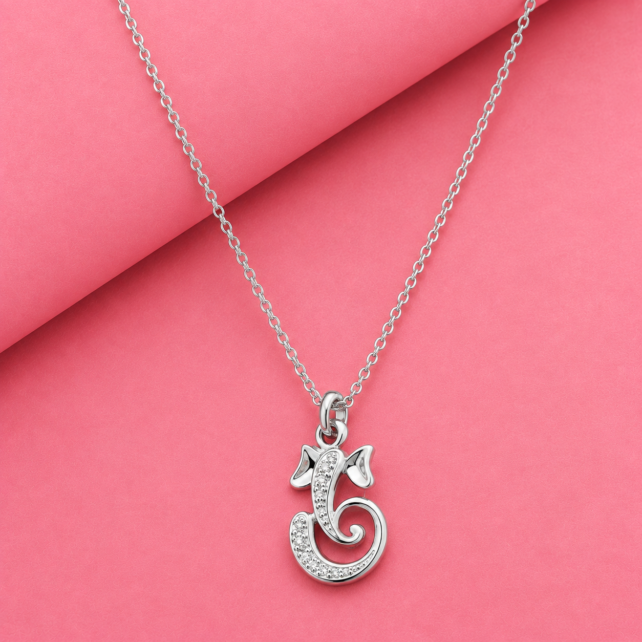 Ganesh ji Vighnaharta Pendant in 925 Silver with Moissanite