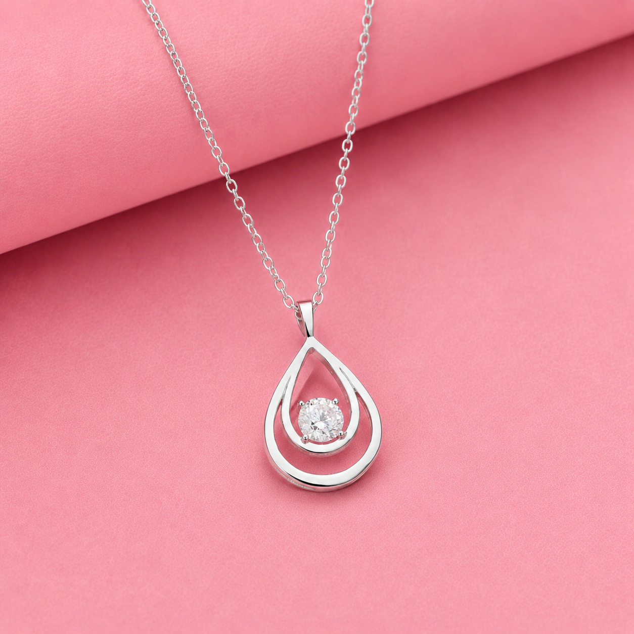1 Carat Round Cut Silver Moissanite Pendant