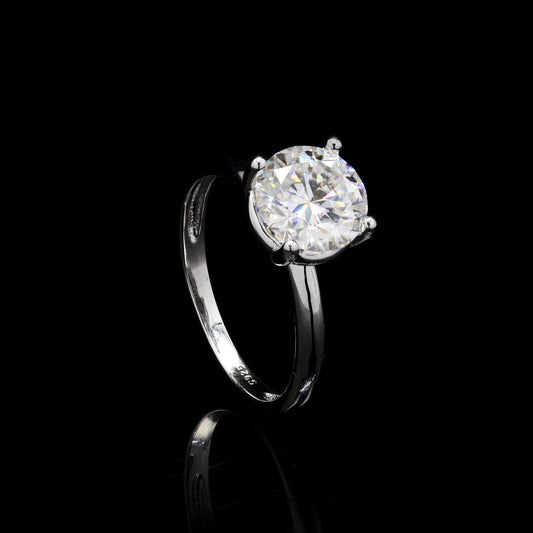 Solitaire Royal Love Silver Ring