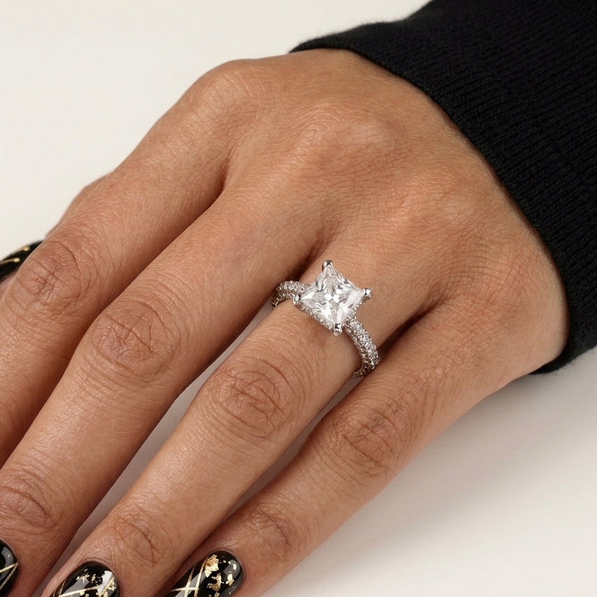 Princess & Round cut Ring with Moissanite in Sterling Silver