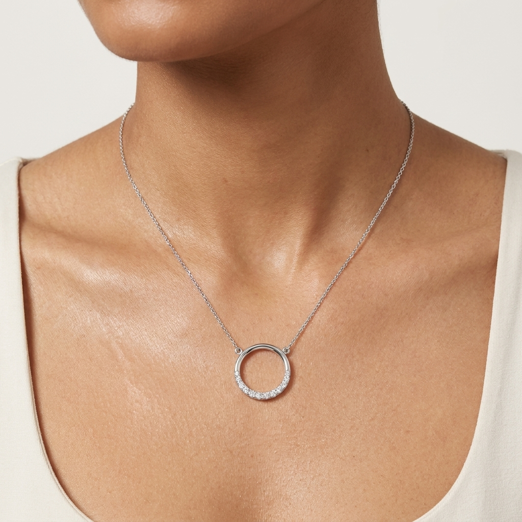 Round Moissanite Pendant in Silver