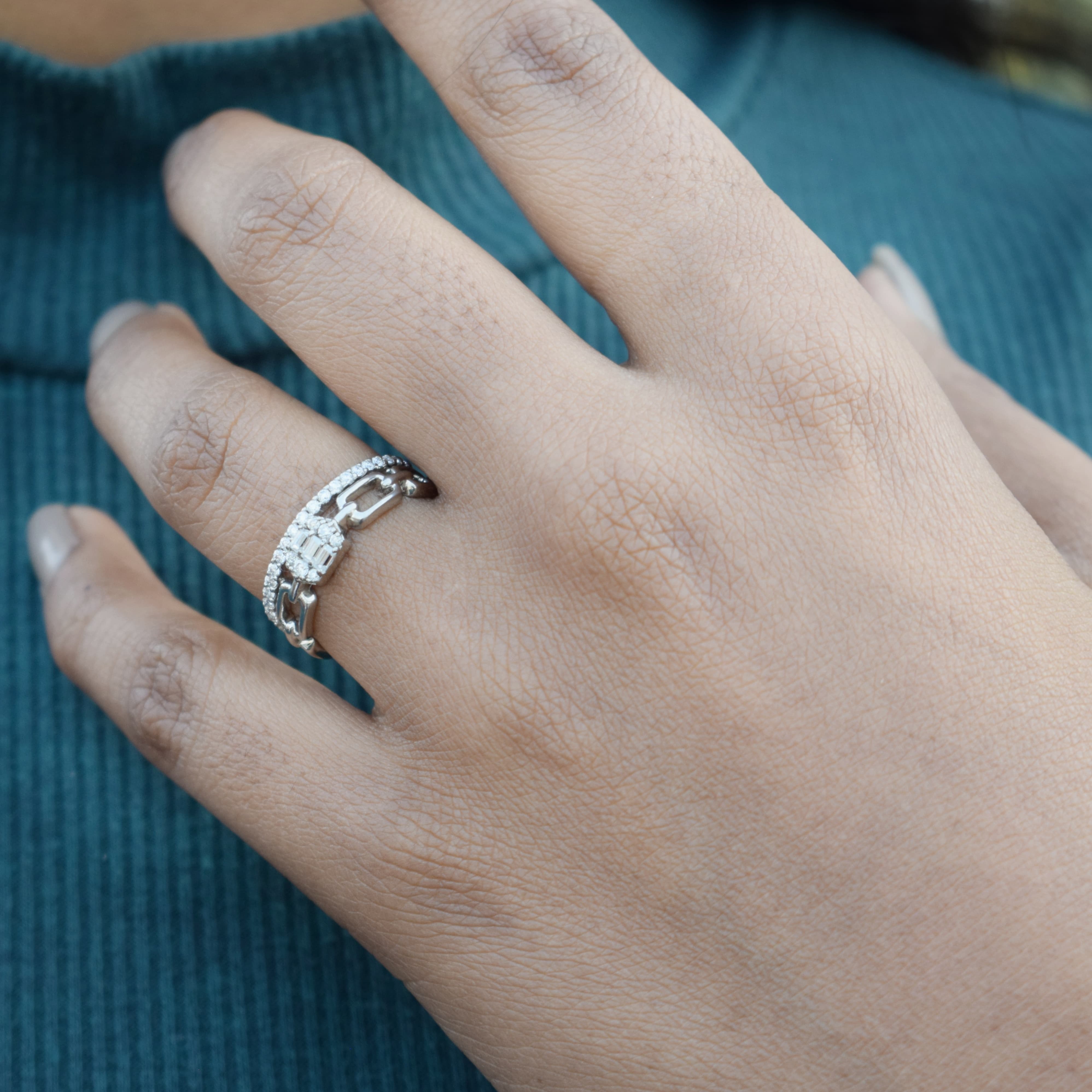 Eterna ring band